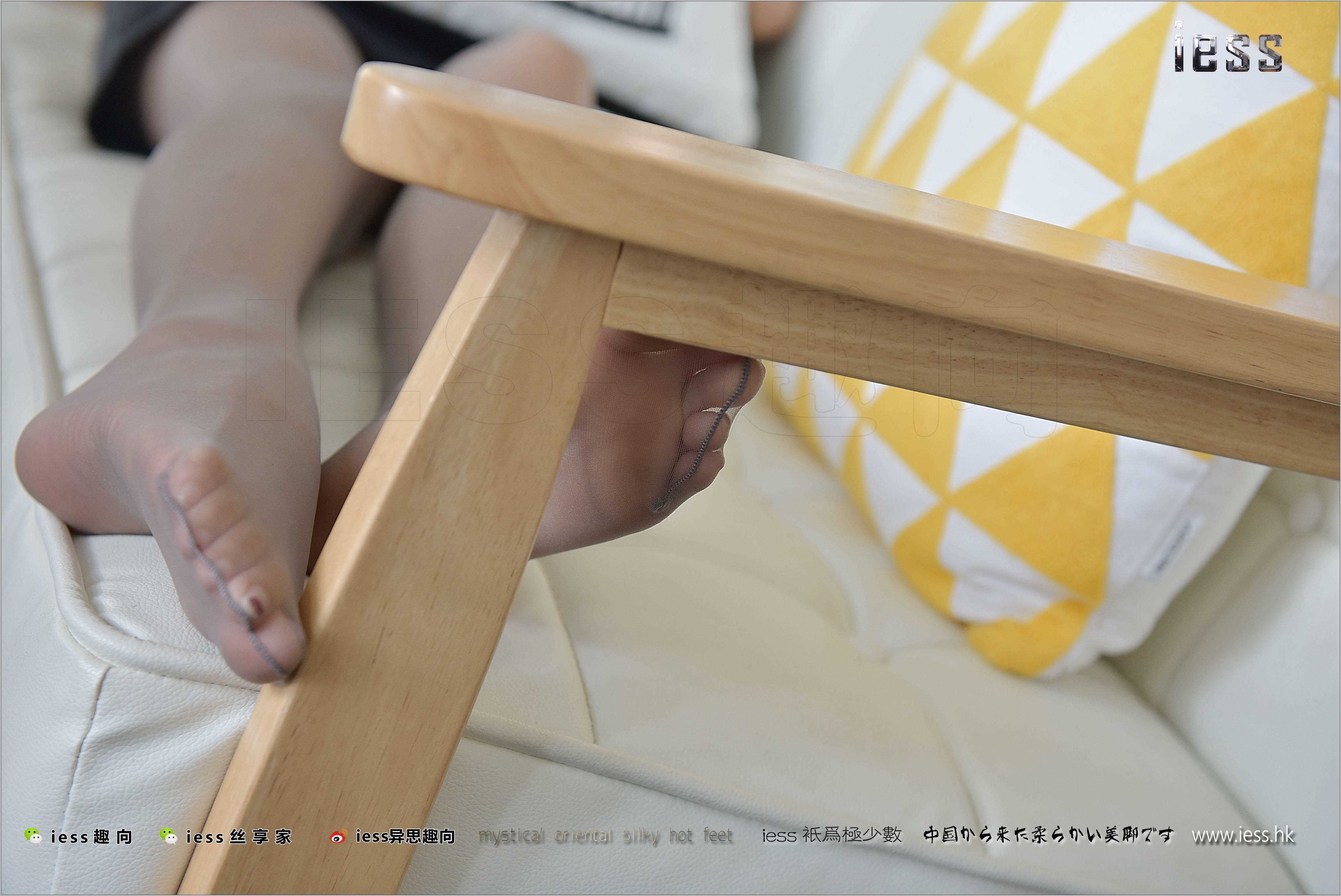 China Beauty Legs and feet 250