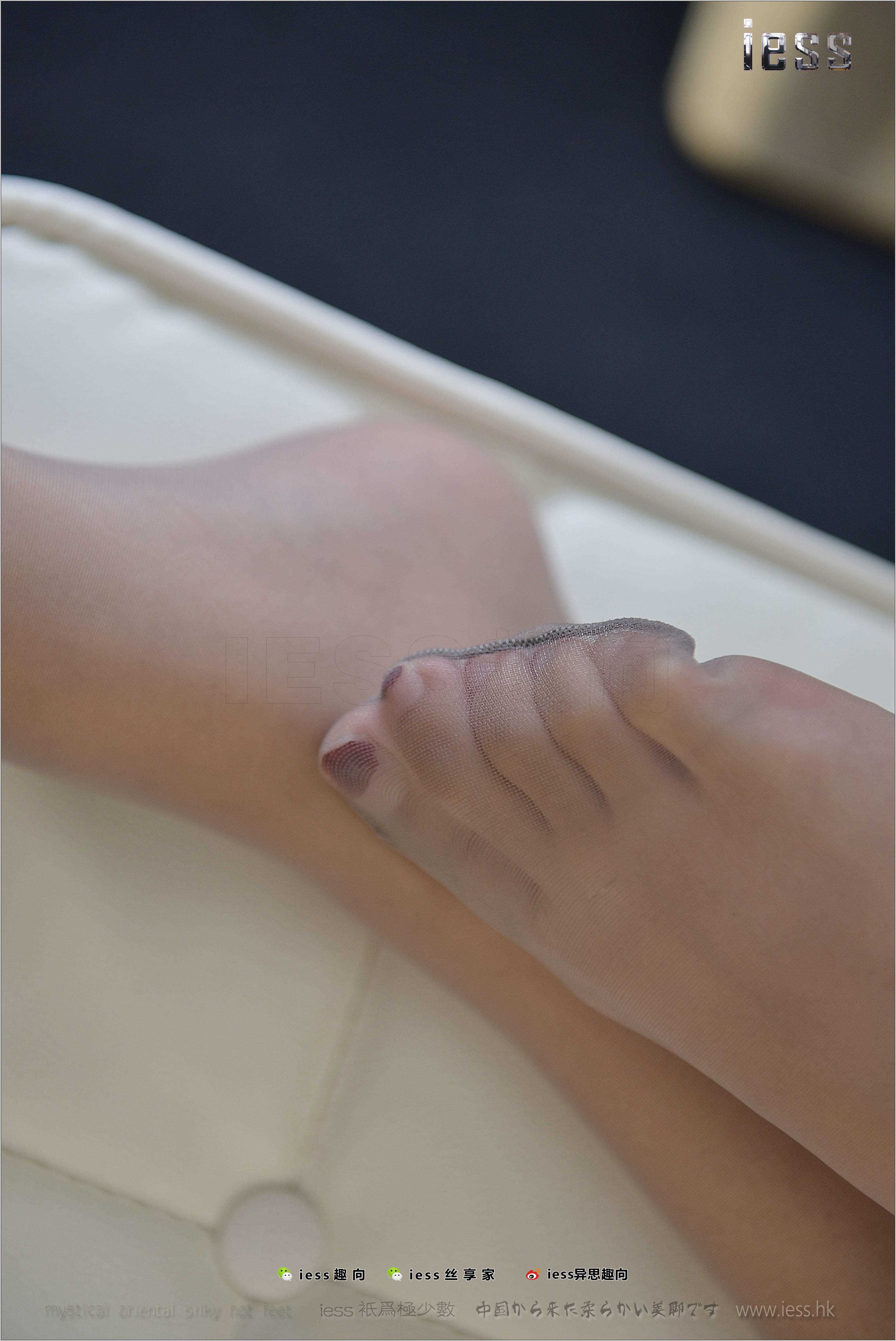 China Beauty Legs and feet 250
