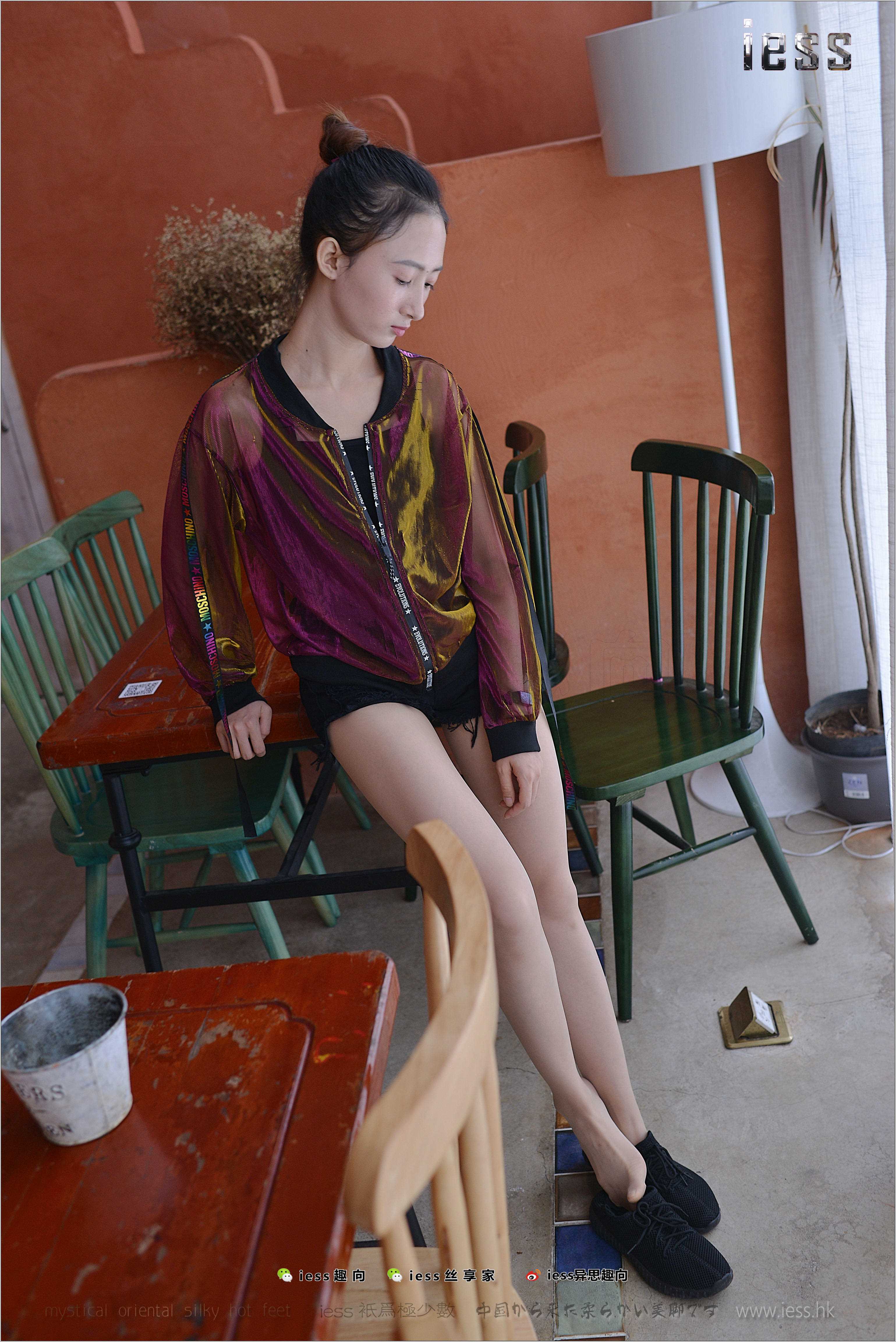 China Beauty Legs and feet 256