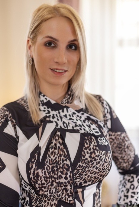 Best fuck Sarah Connelly