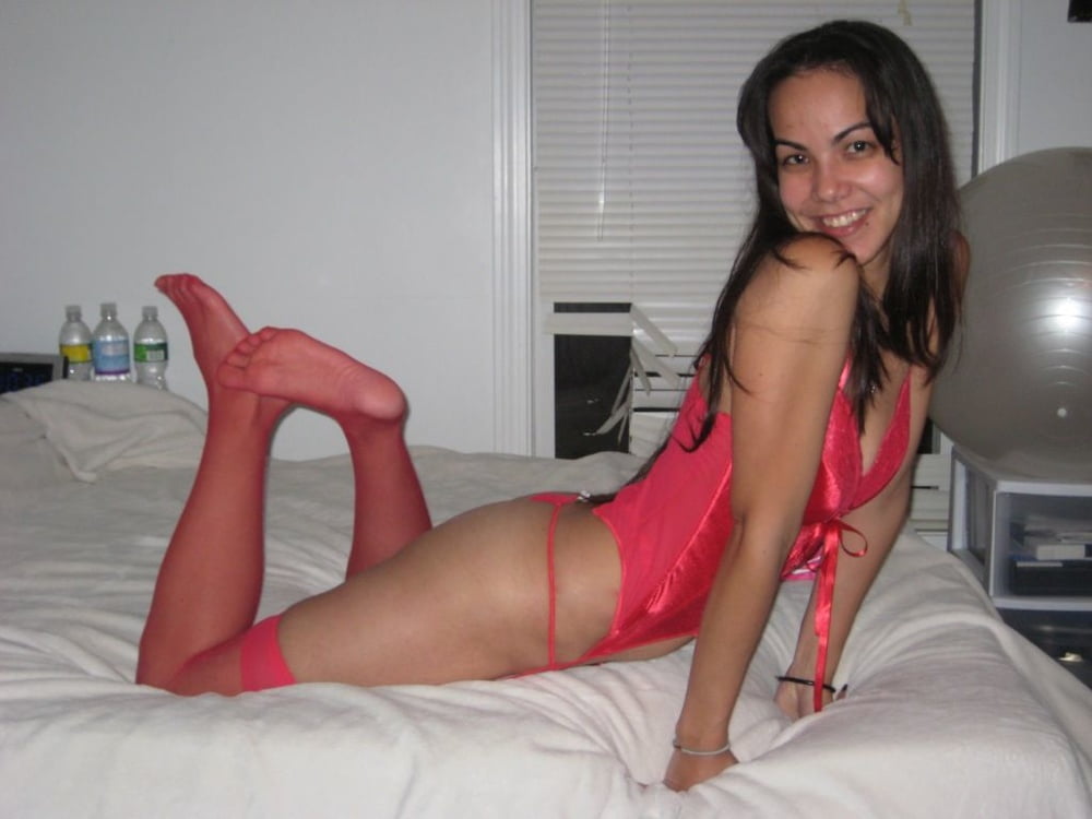 Erin, hot fucktoy for everyone fuck and share.