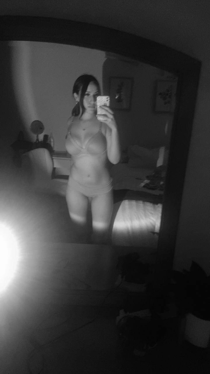 Cuckold boyfriend expose his hot jacee