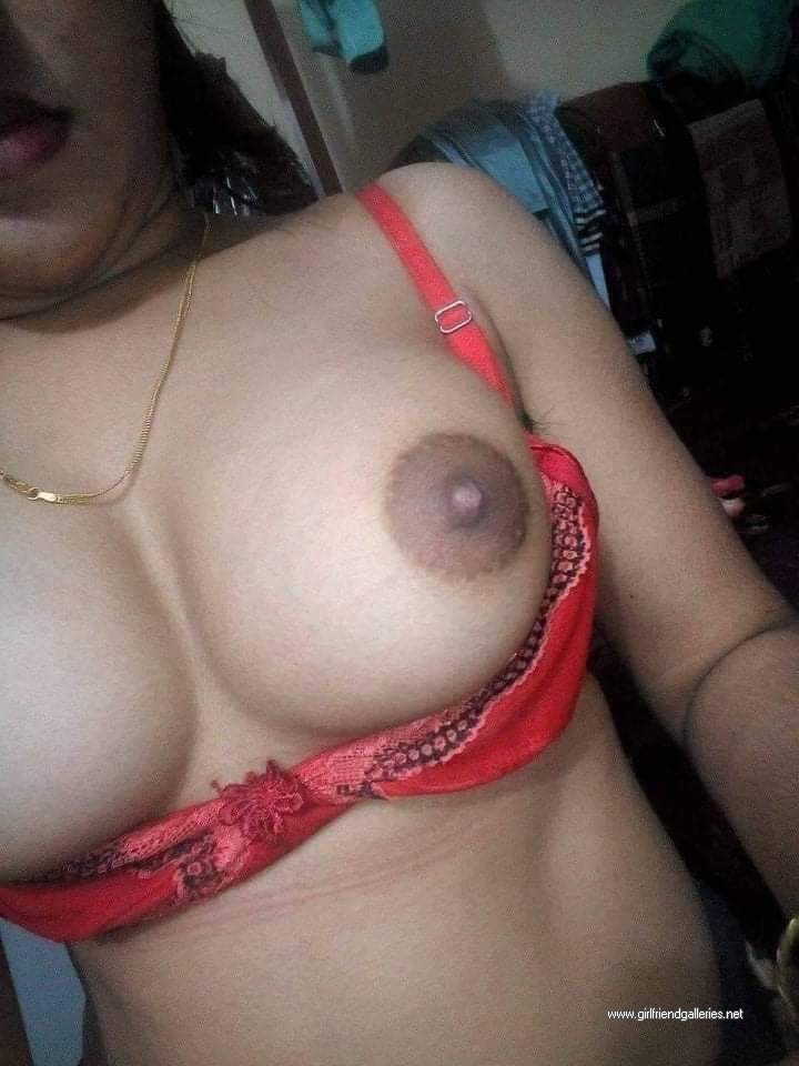 Anjali Arora nude pics viral