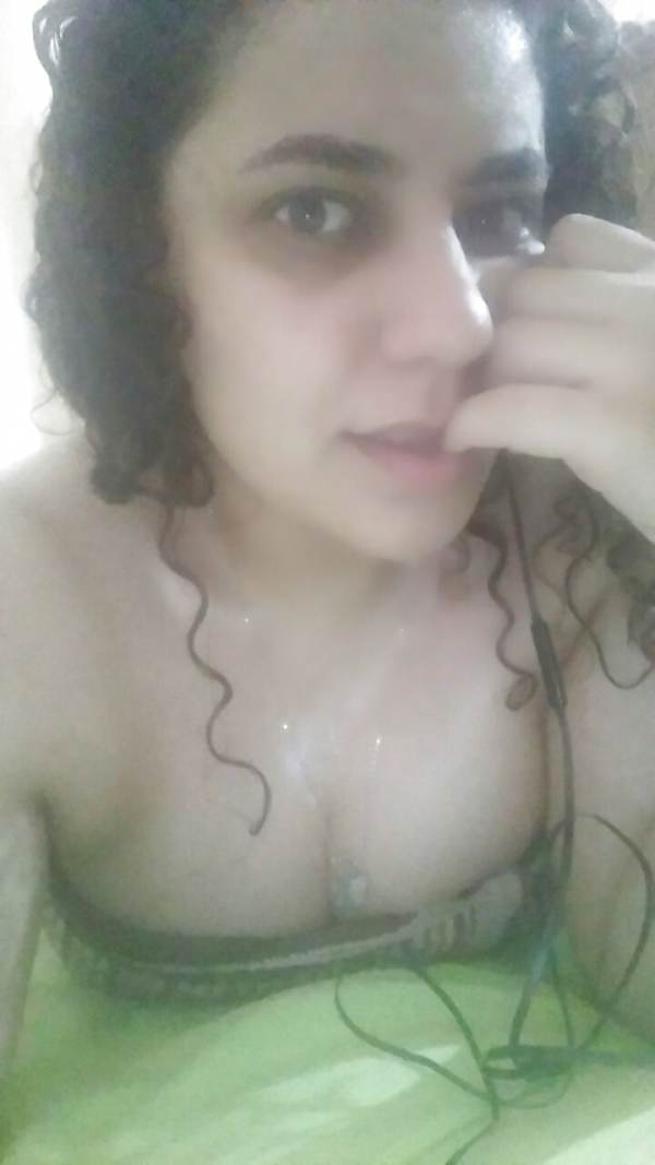 Horny busty indian aunty