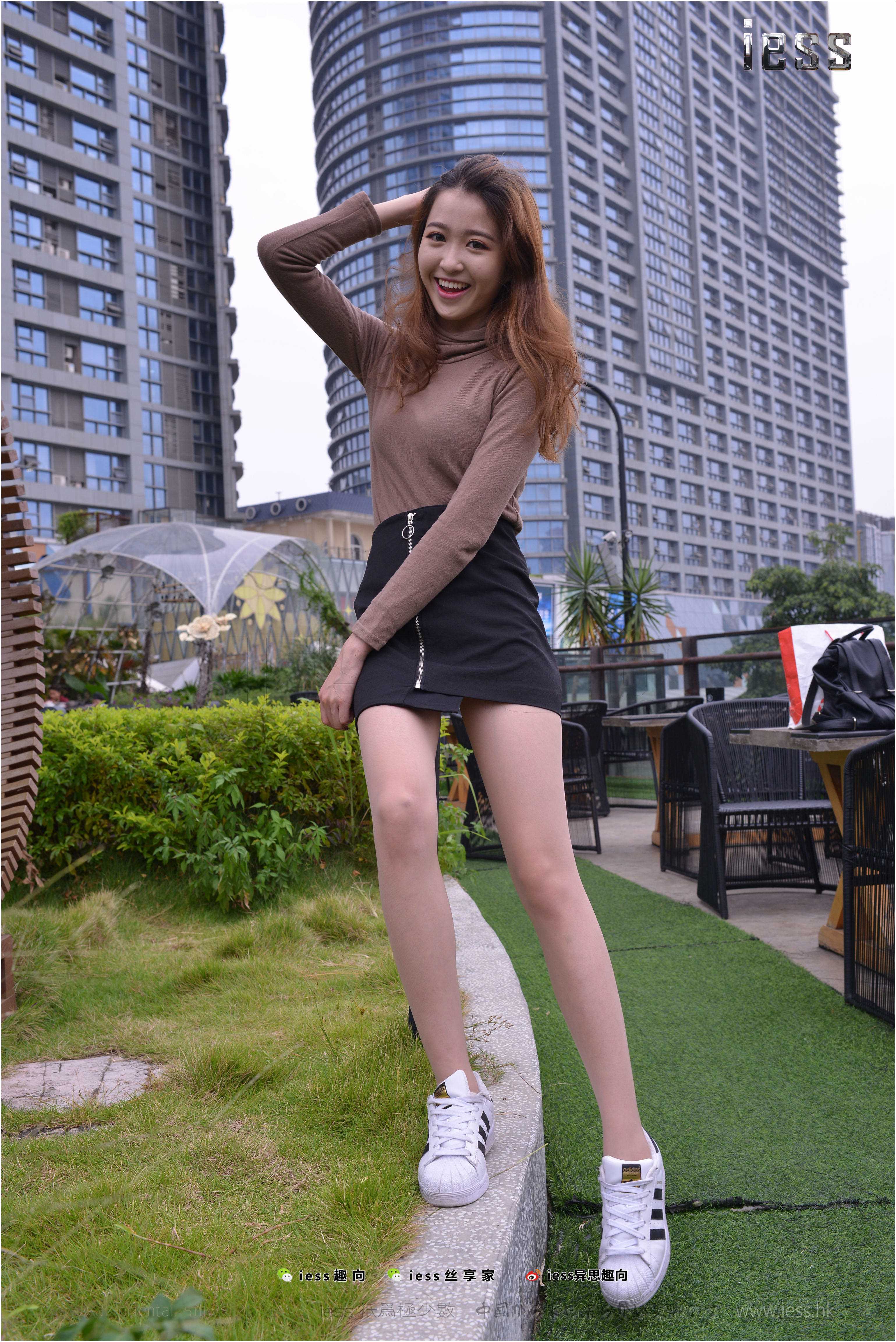 China Beauty Legs and feet 272