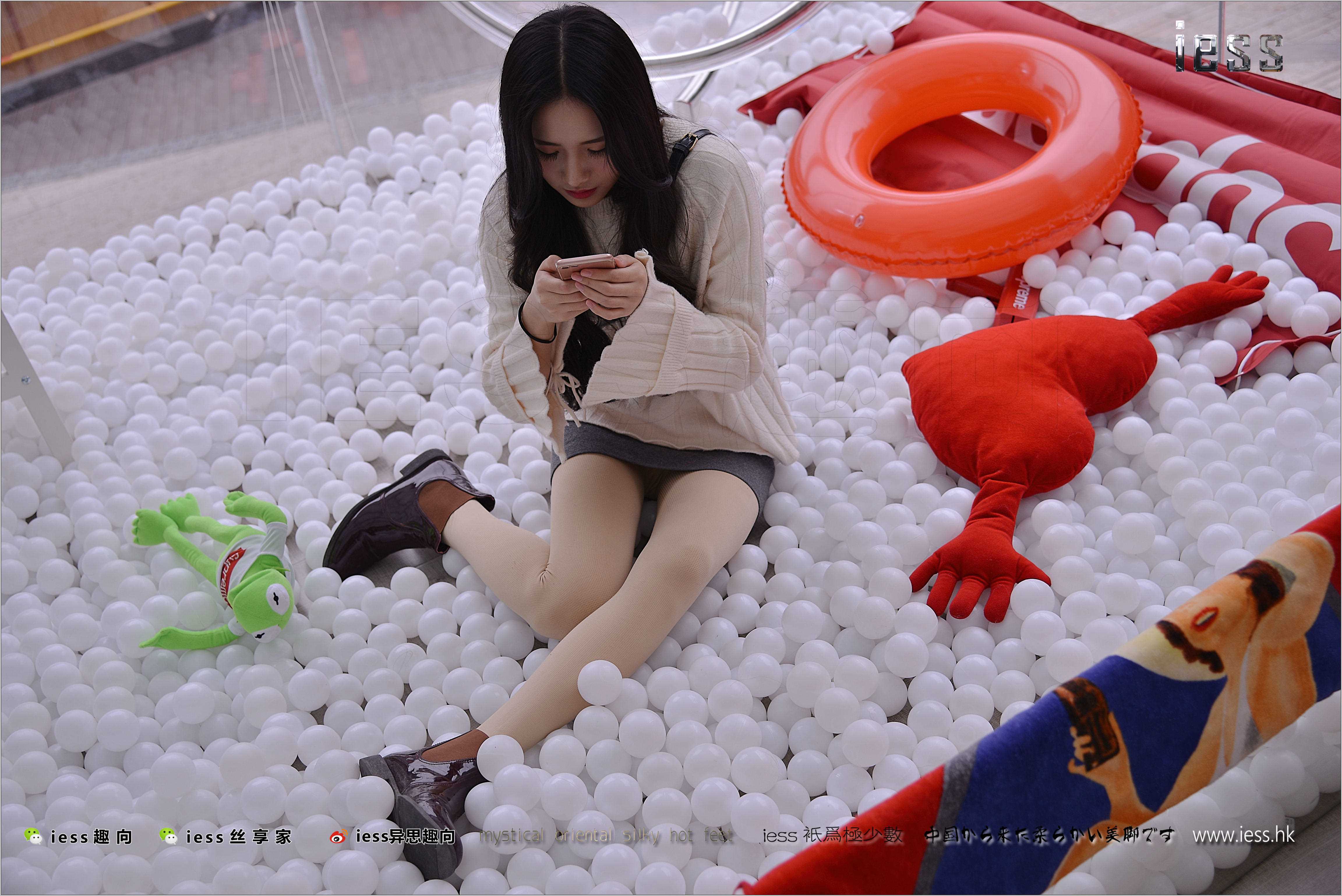 China Beauty Legs and feet 276