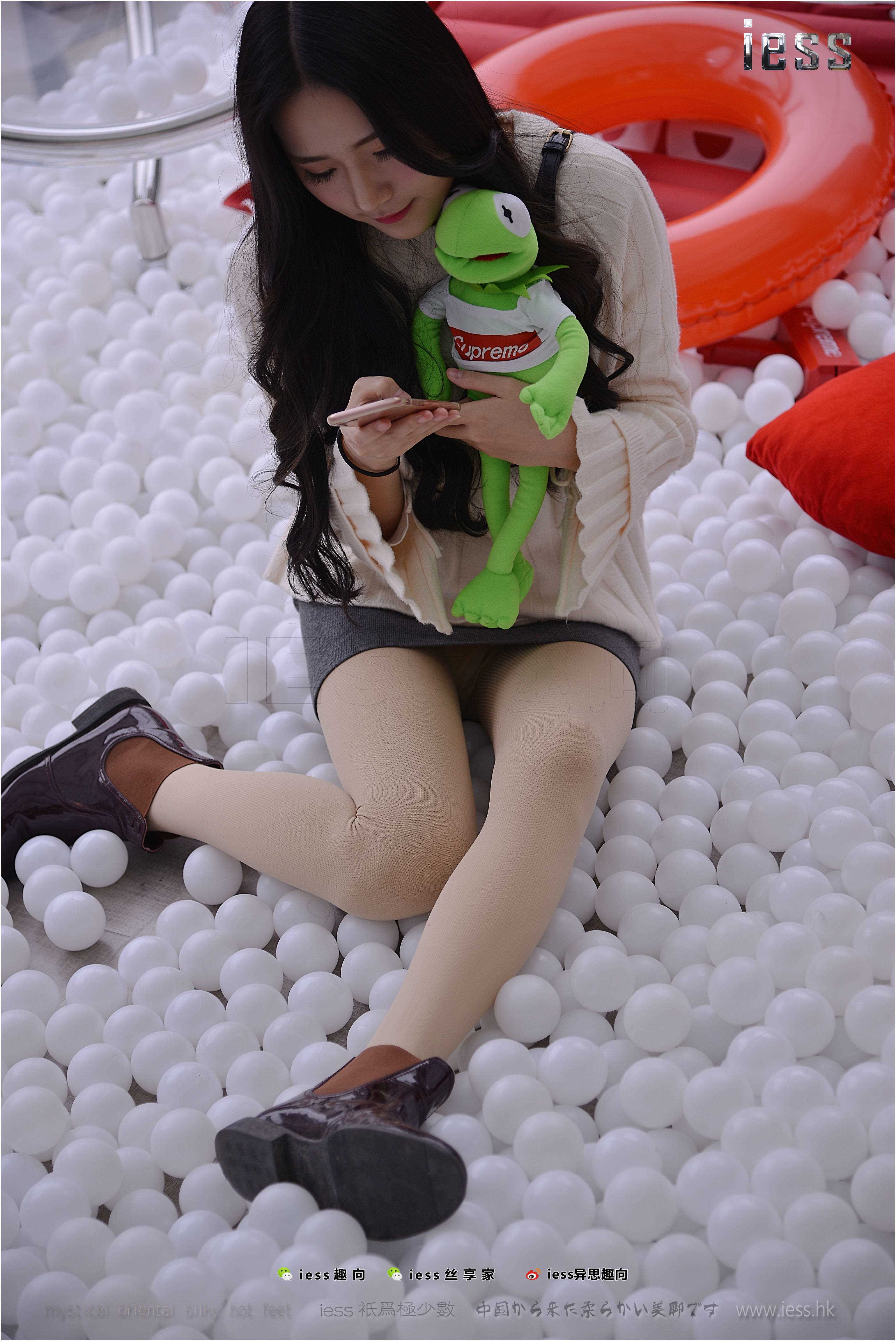 China Beauty Legs and feet 276