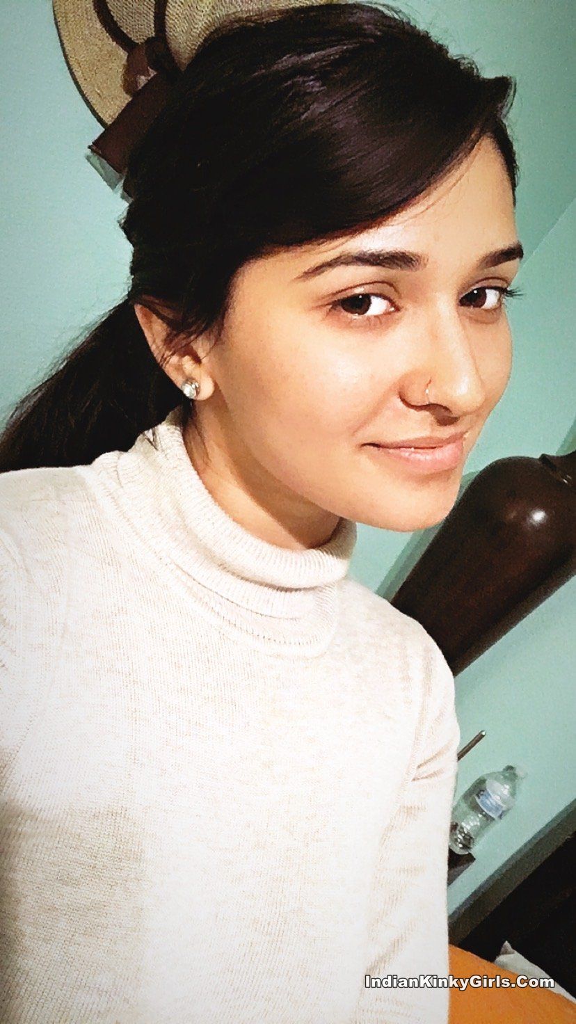 Indian girls nude photohoot