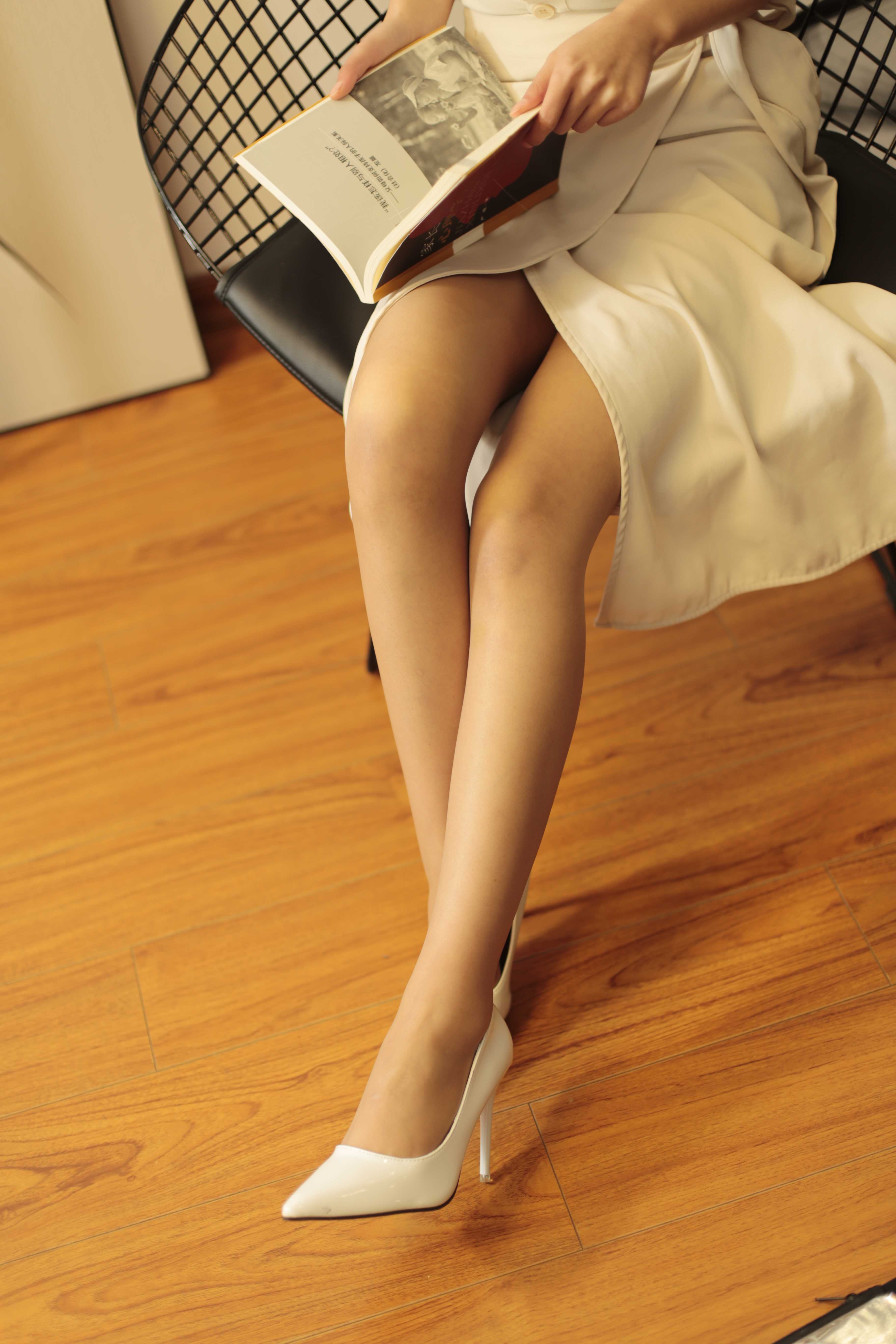China Beauty Legs and feet 298