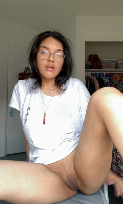 College girl nude pics