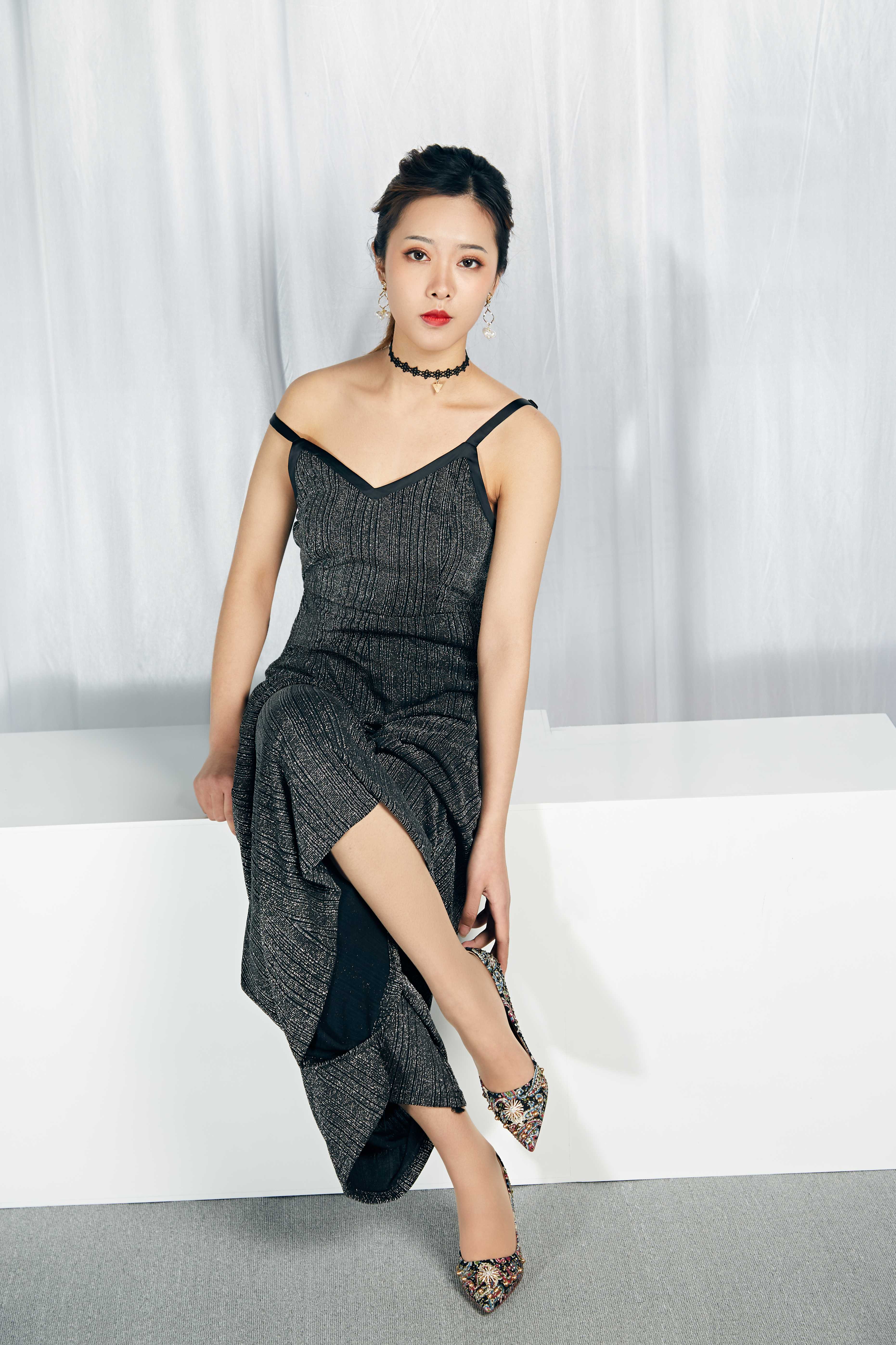 China Beauty Legs and feet 308