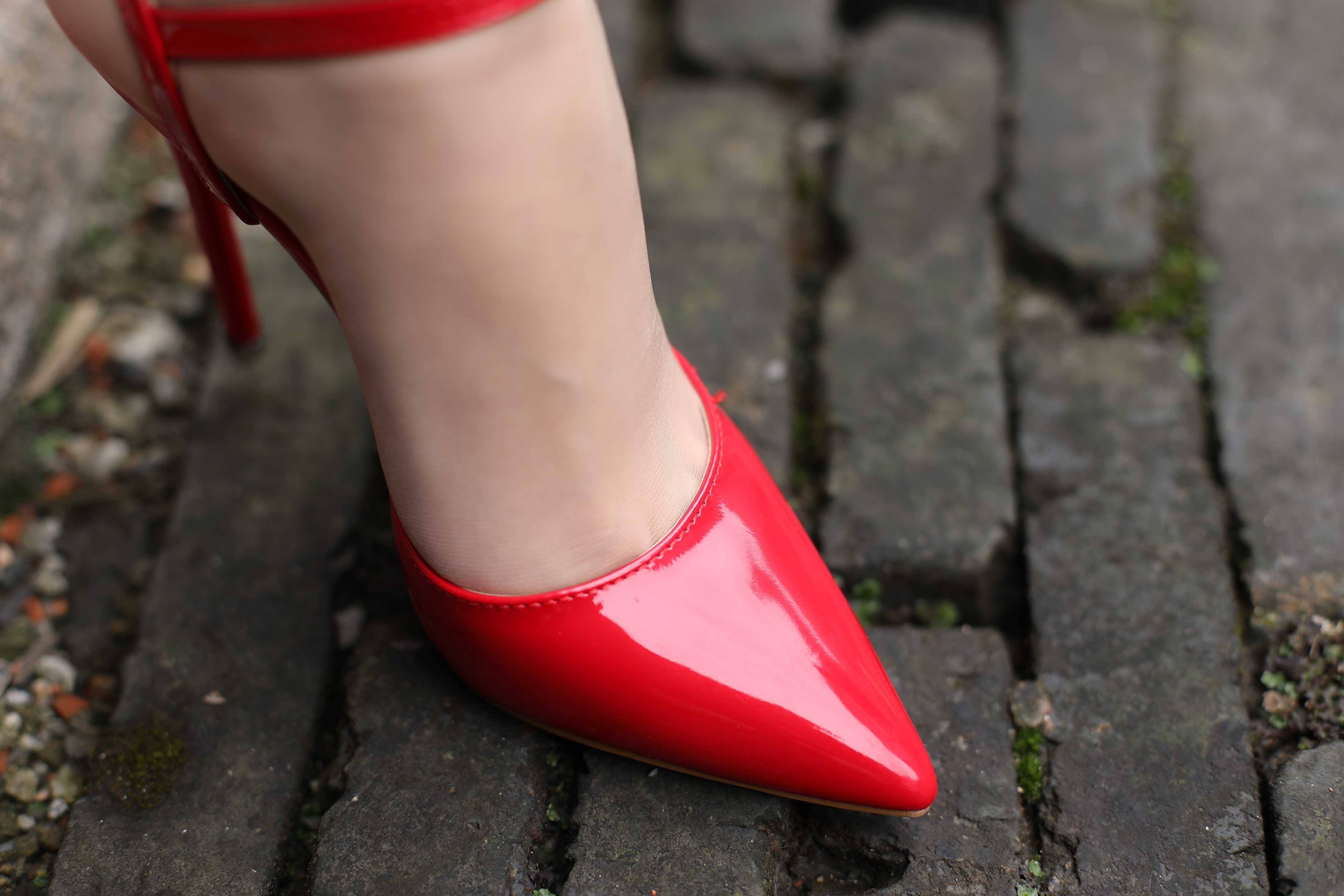 China Beauty Legs and feet 321