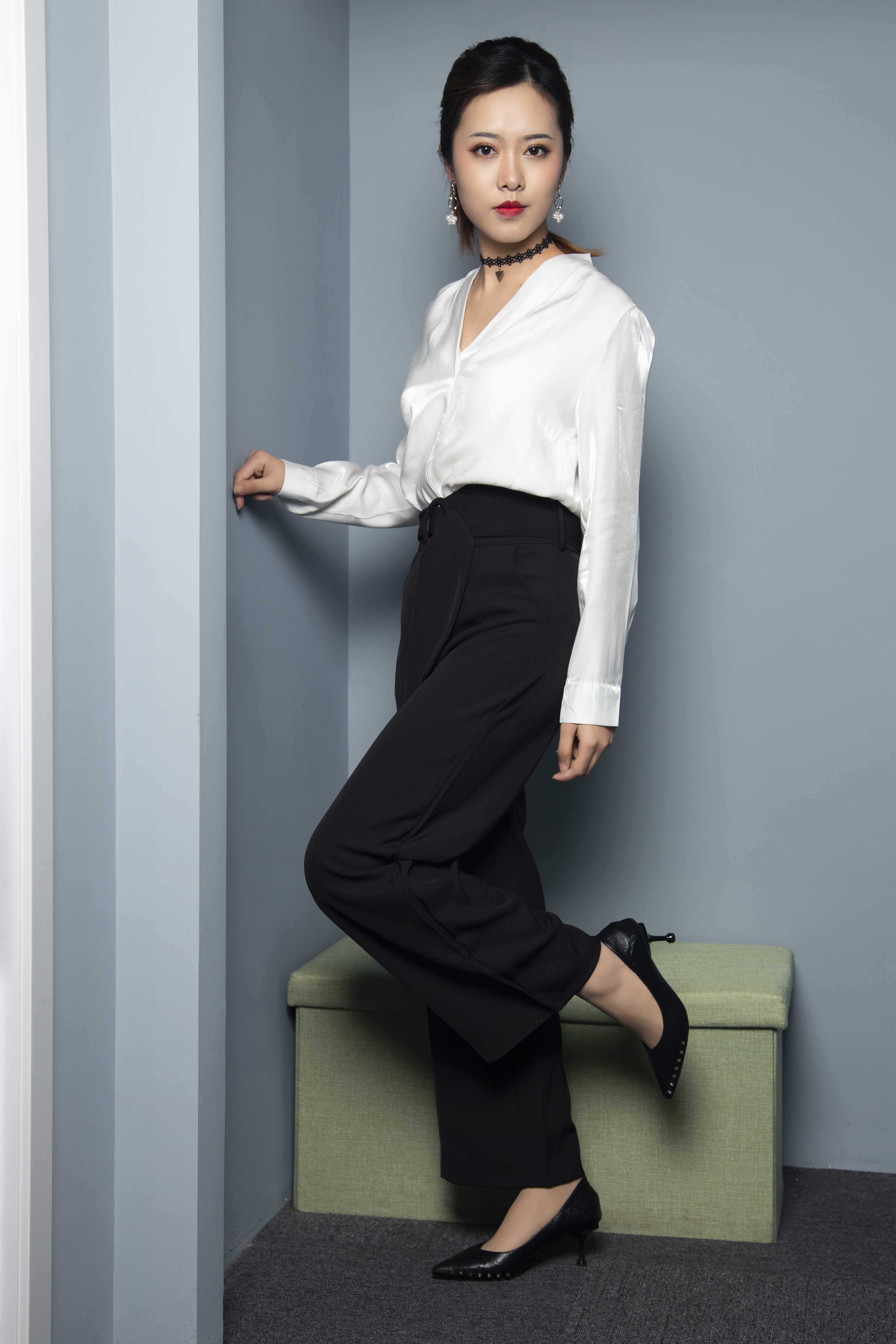 China Beauty Legs and feet 322