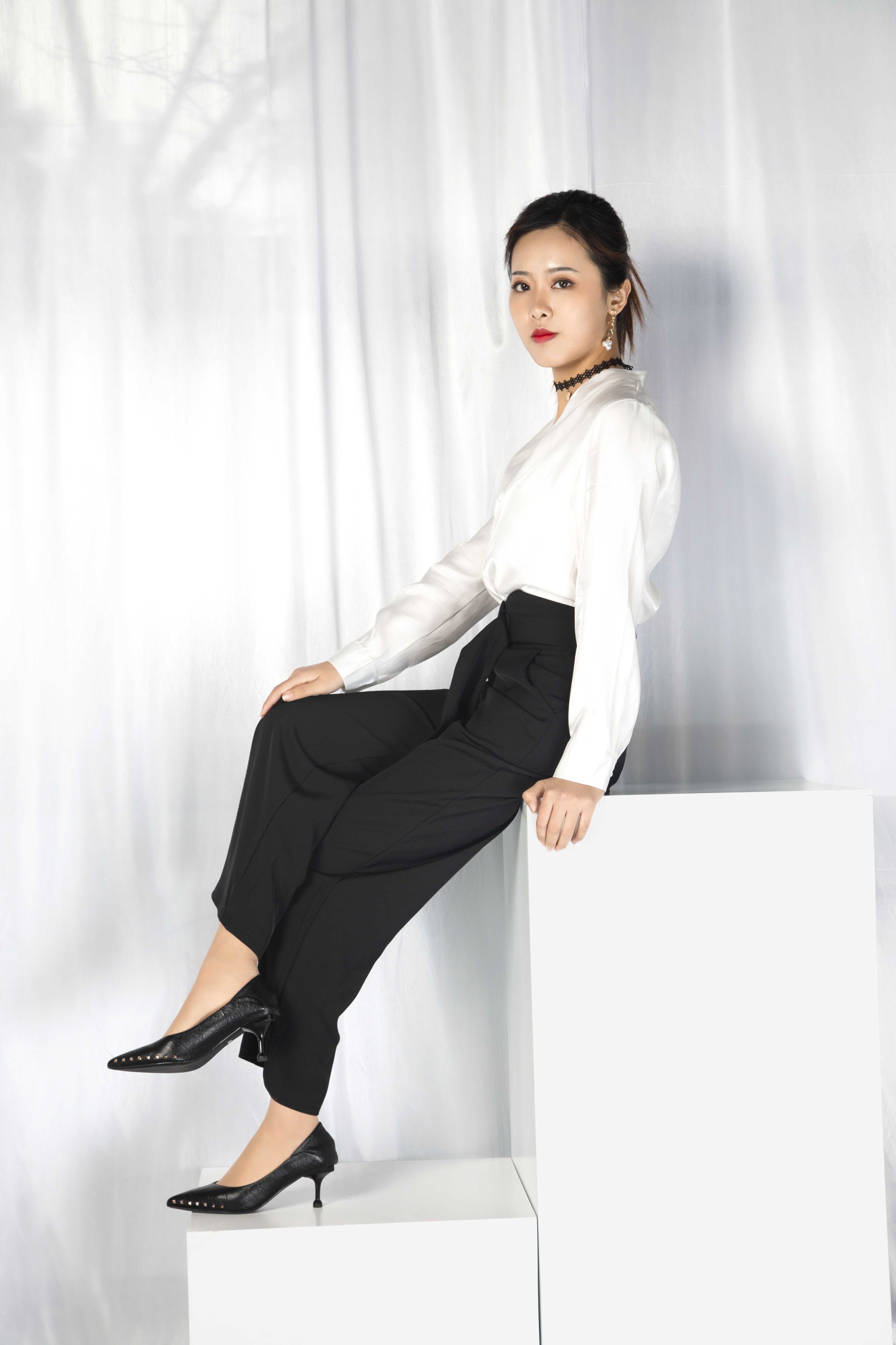 China Beauty Legs and feet 322