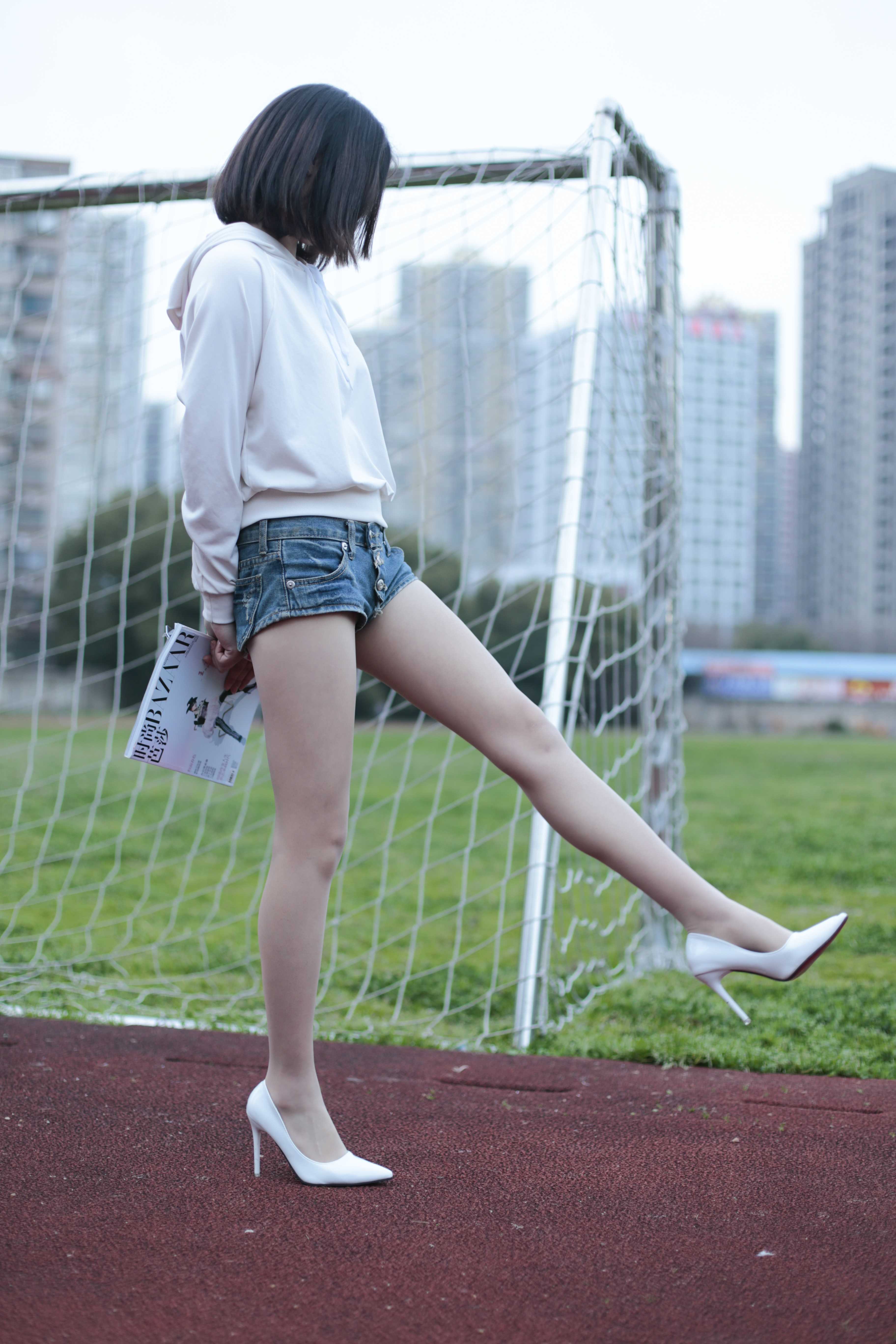 China Beauty Legs and feet 323