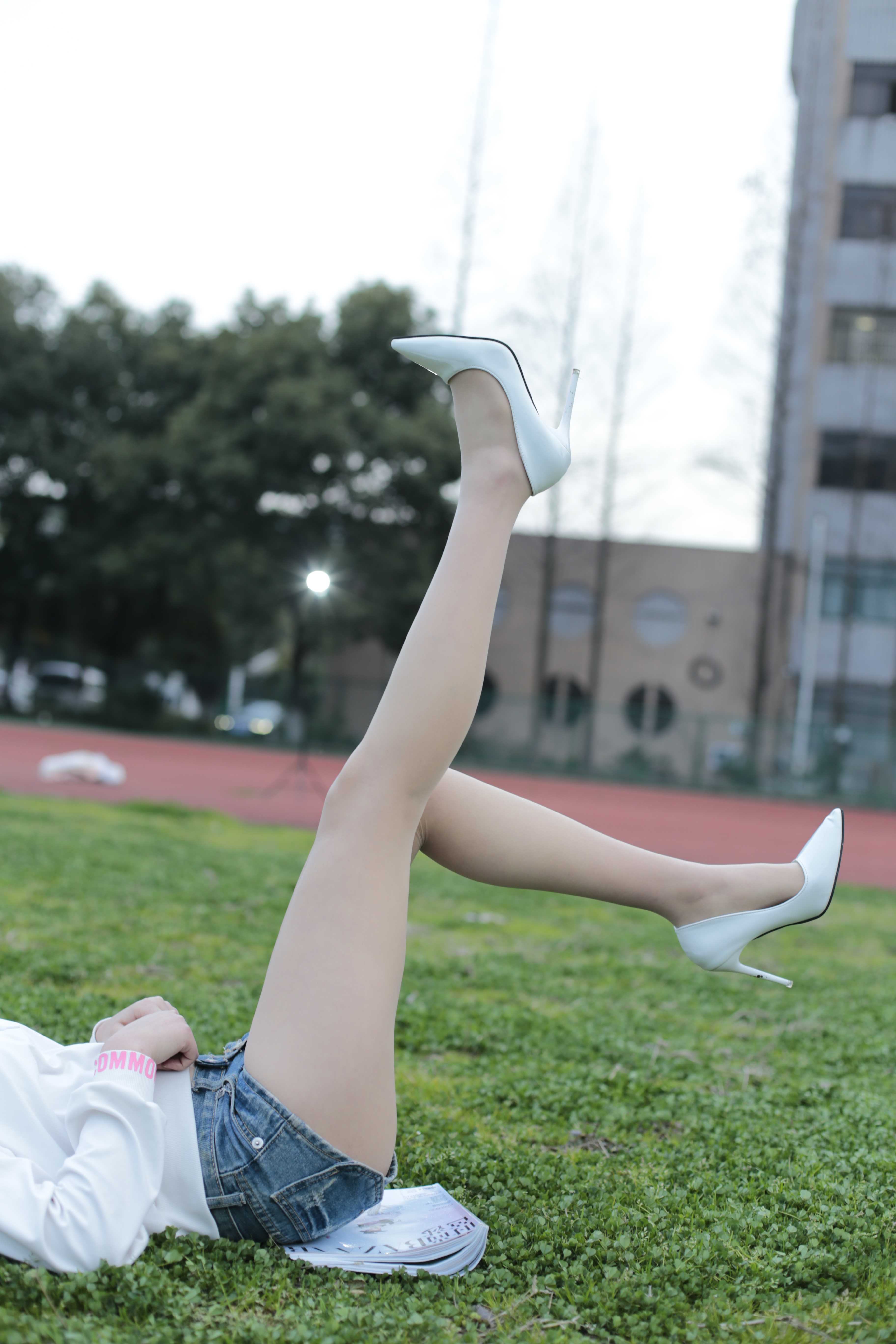 China Beauty Legs and feet 323