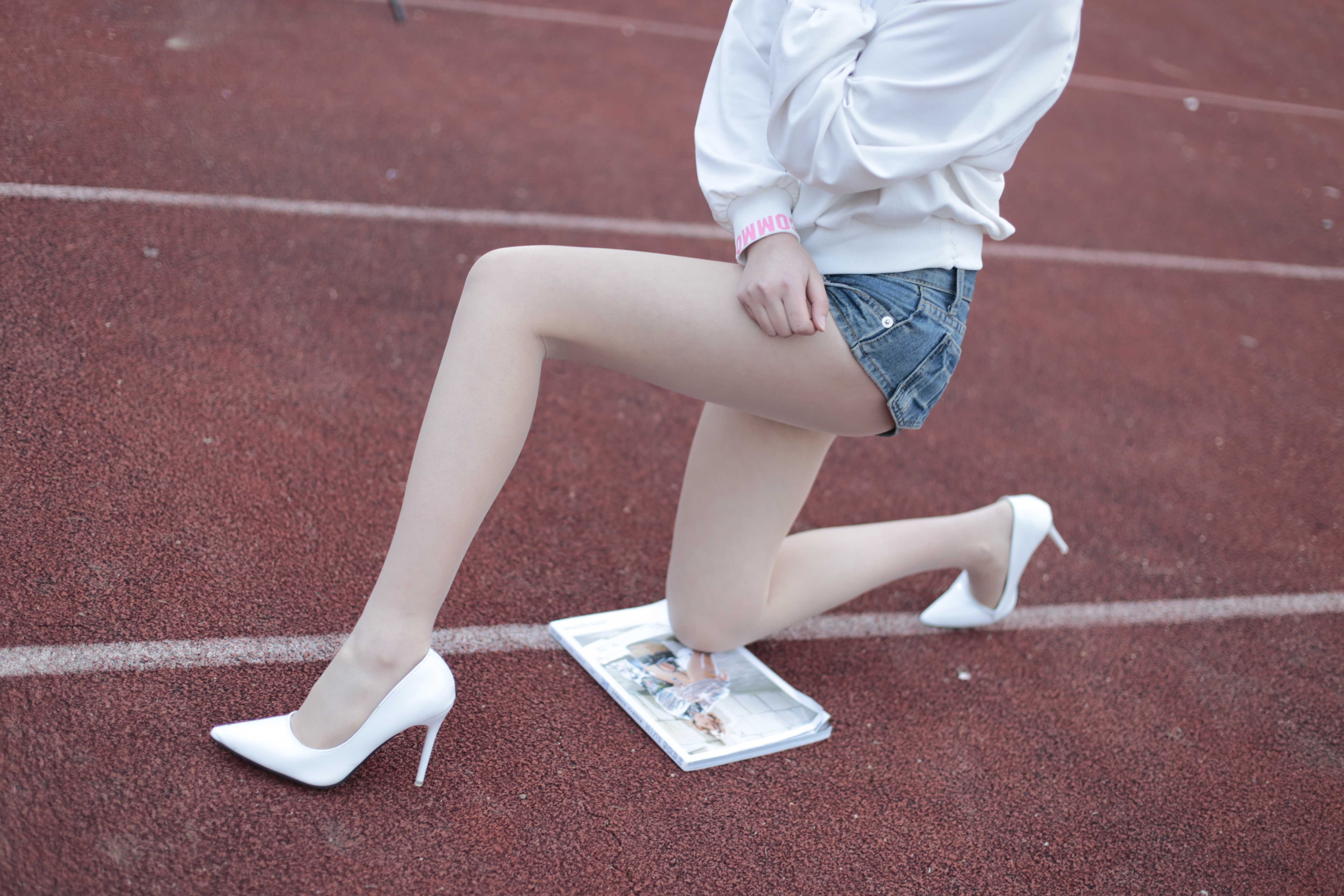 China Beauty Legs and feet 323