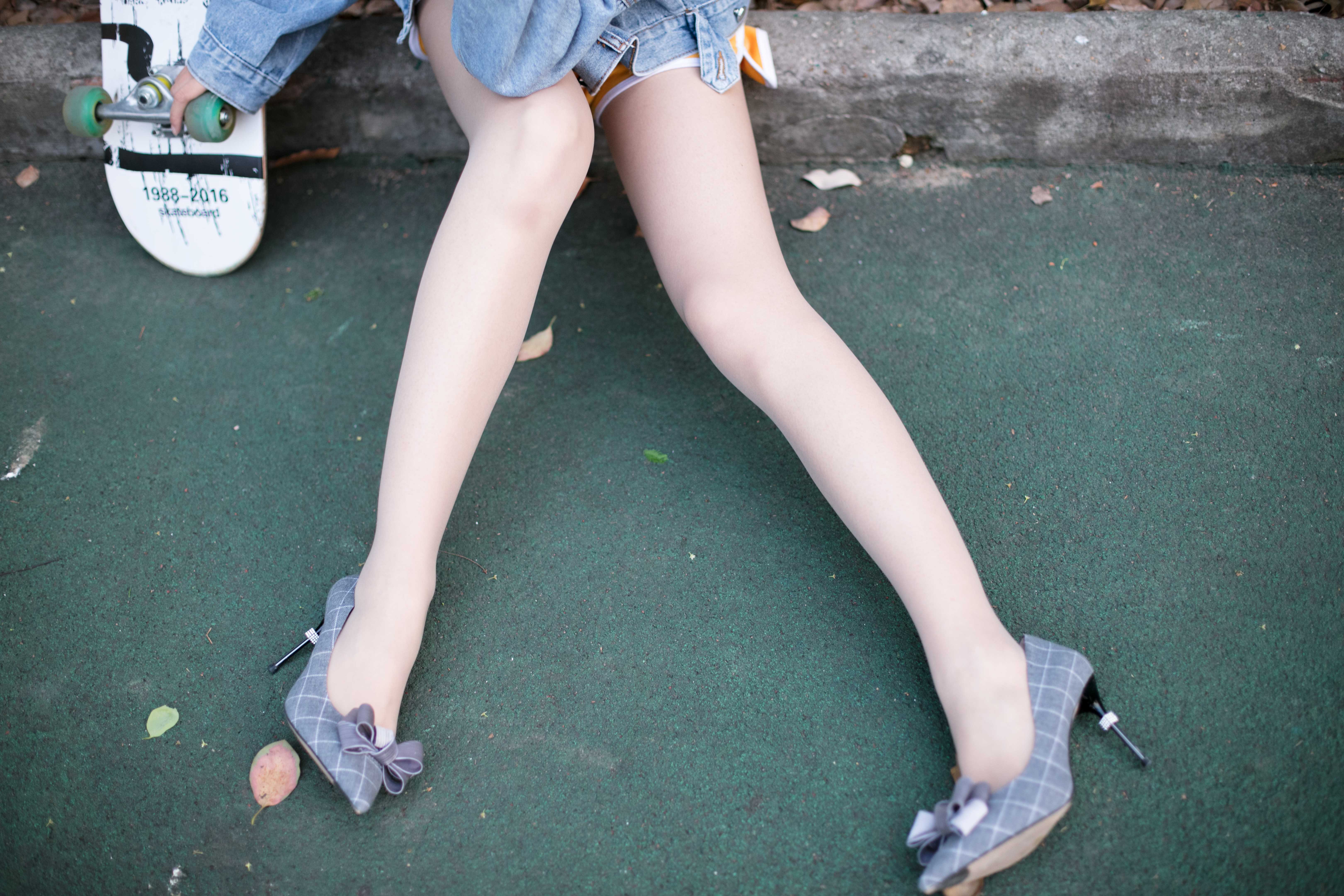 China Beauty Legs and feet 348