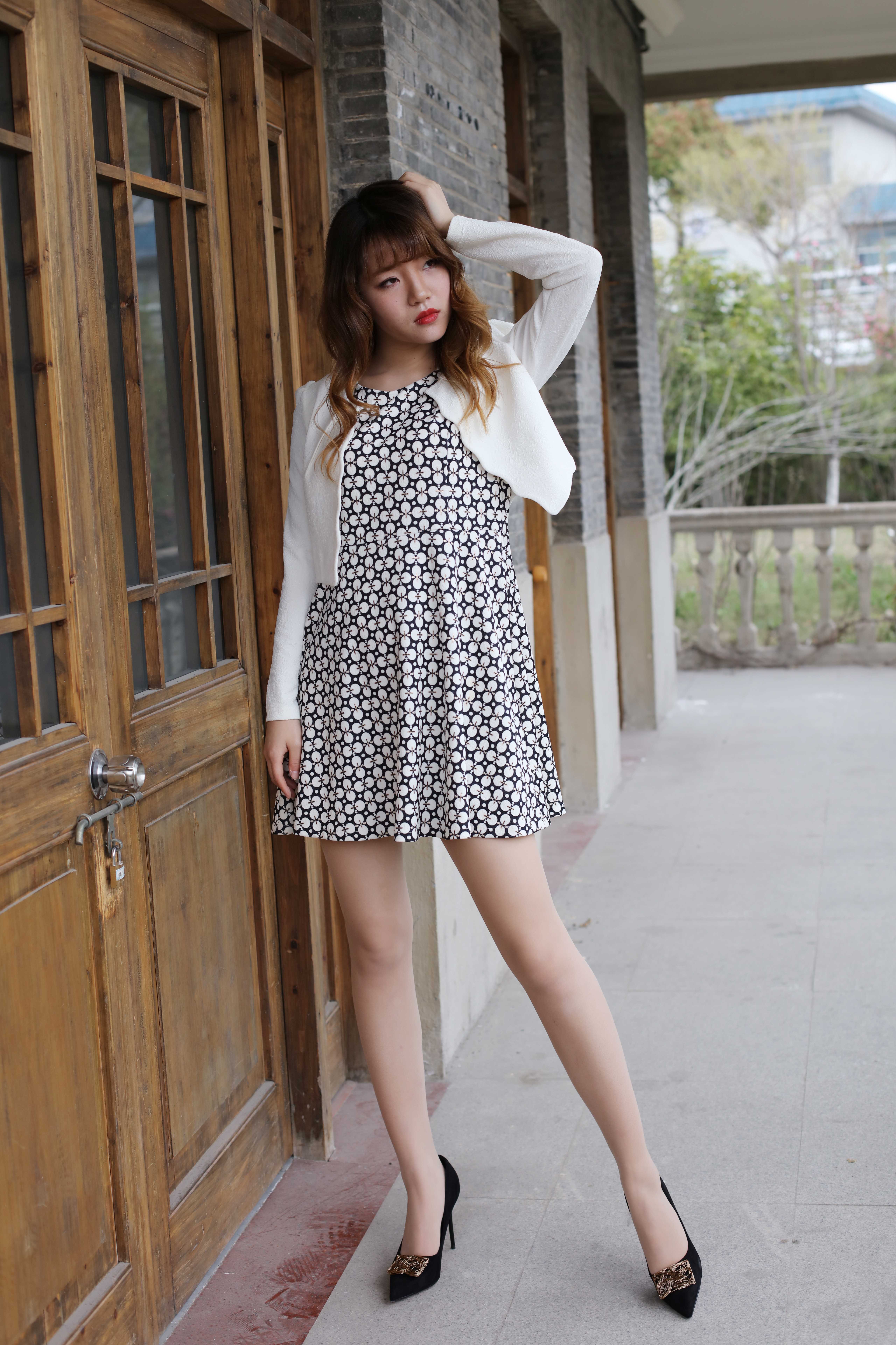 China Beauty Legs and feet 353