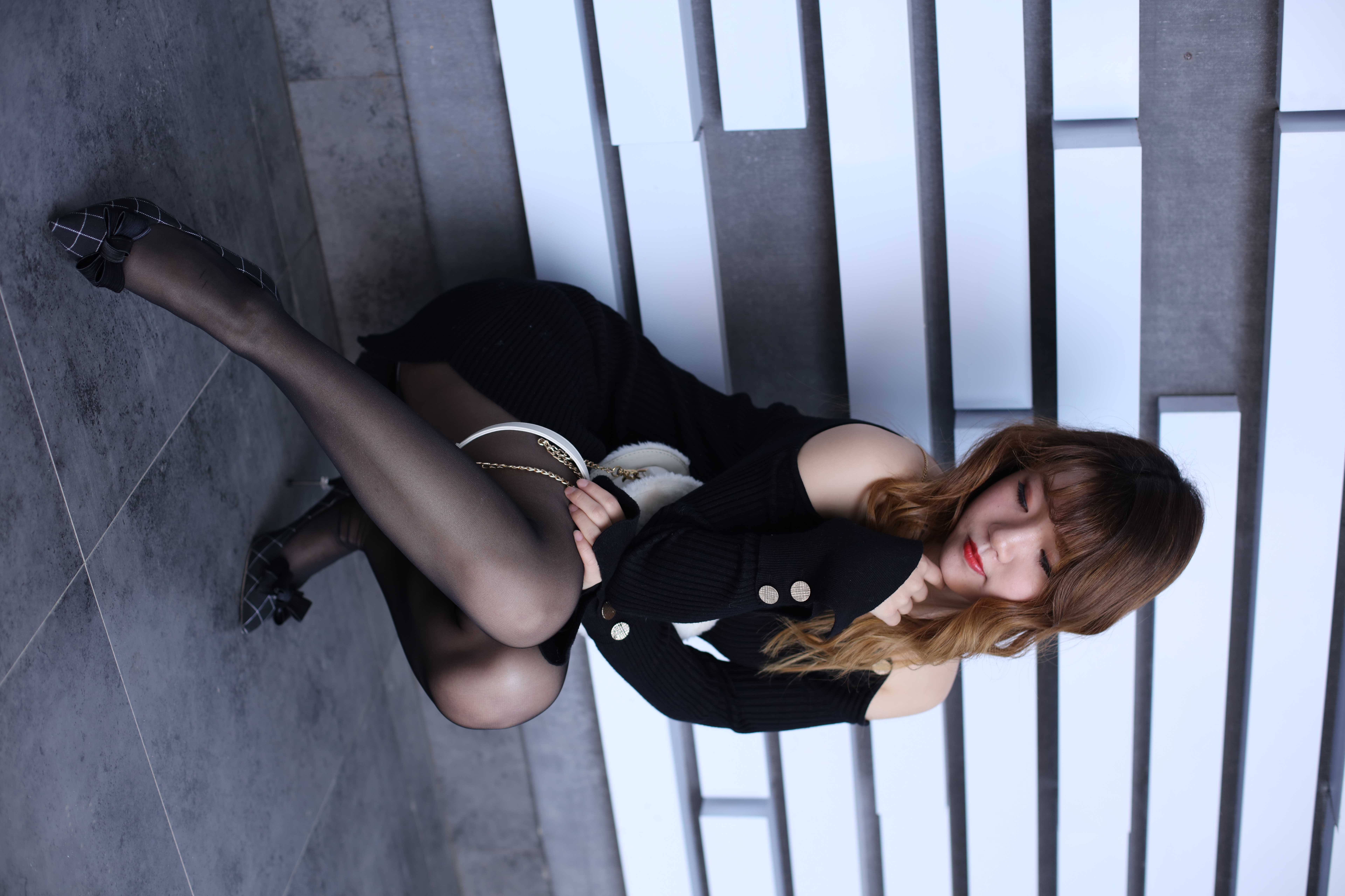 China Beauty Legs and feet 354