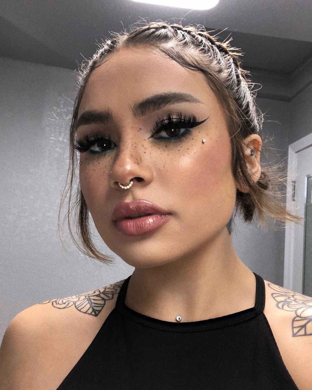 Cute Latina webslut Eliza