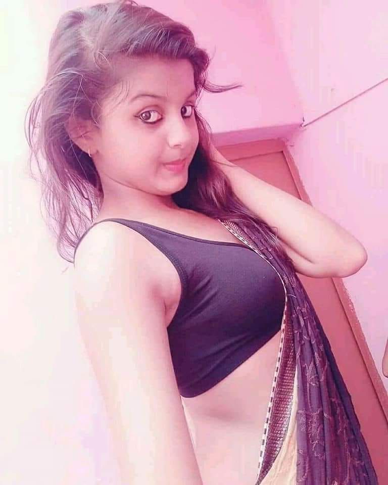 Indian Village Girl Kissing and Boobs Pressing Selfies