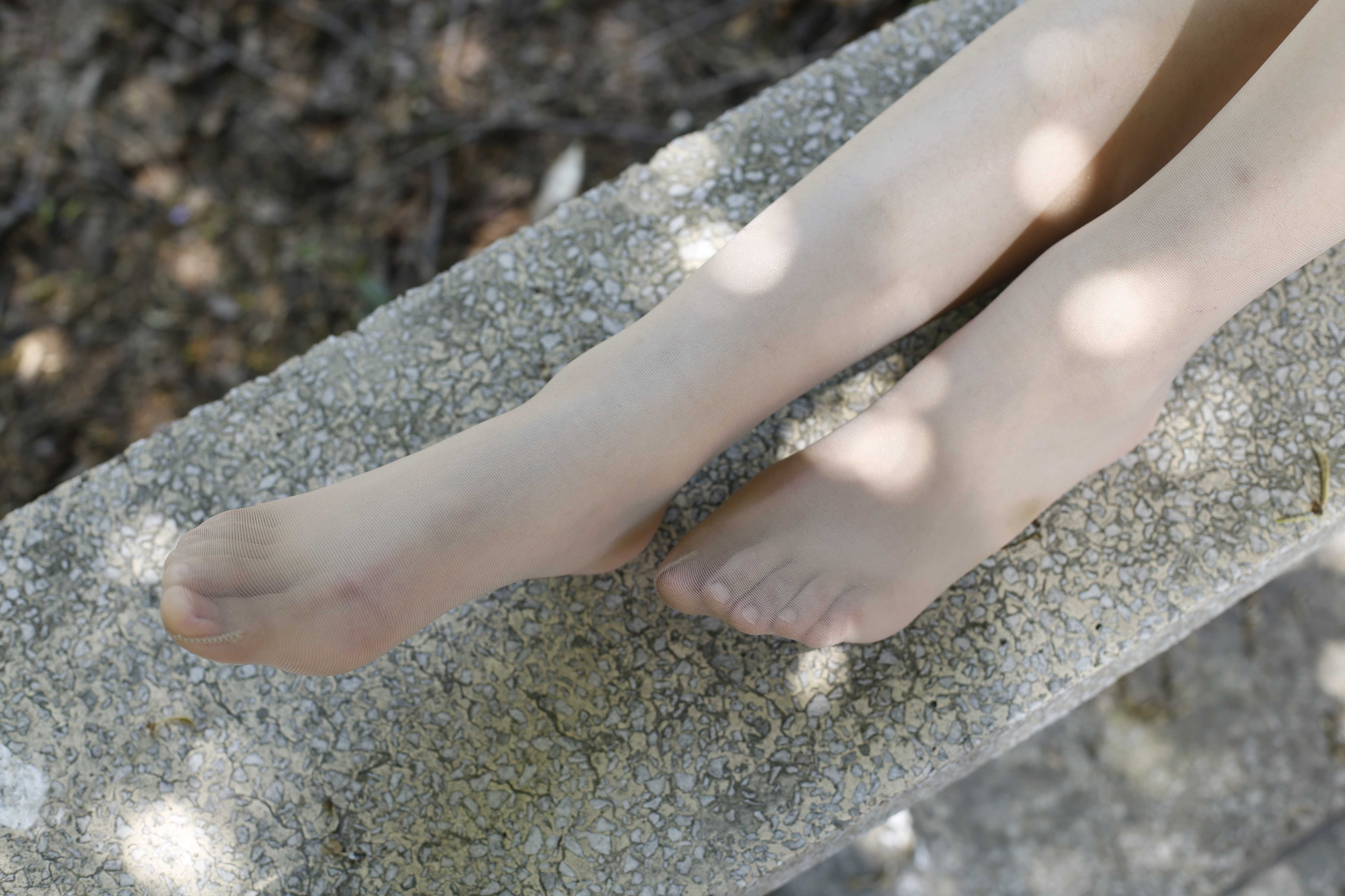 China Beauty Legs and feet 374