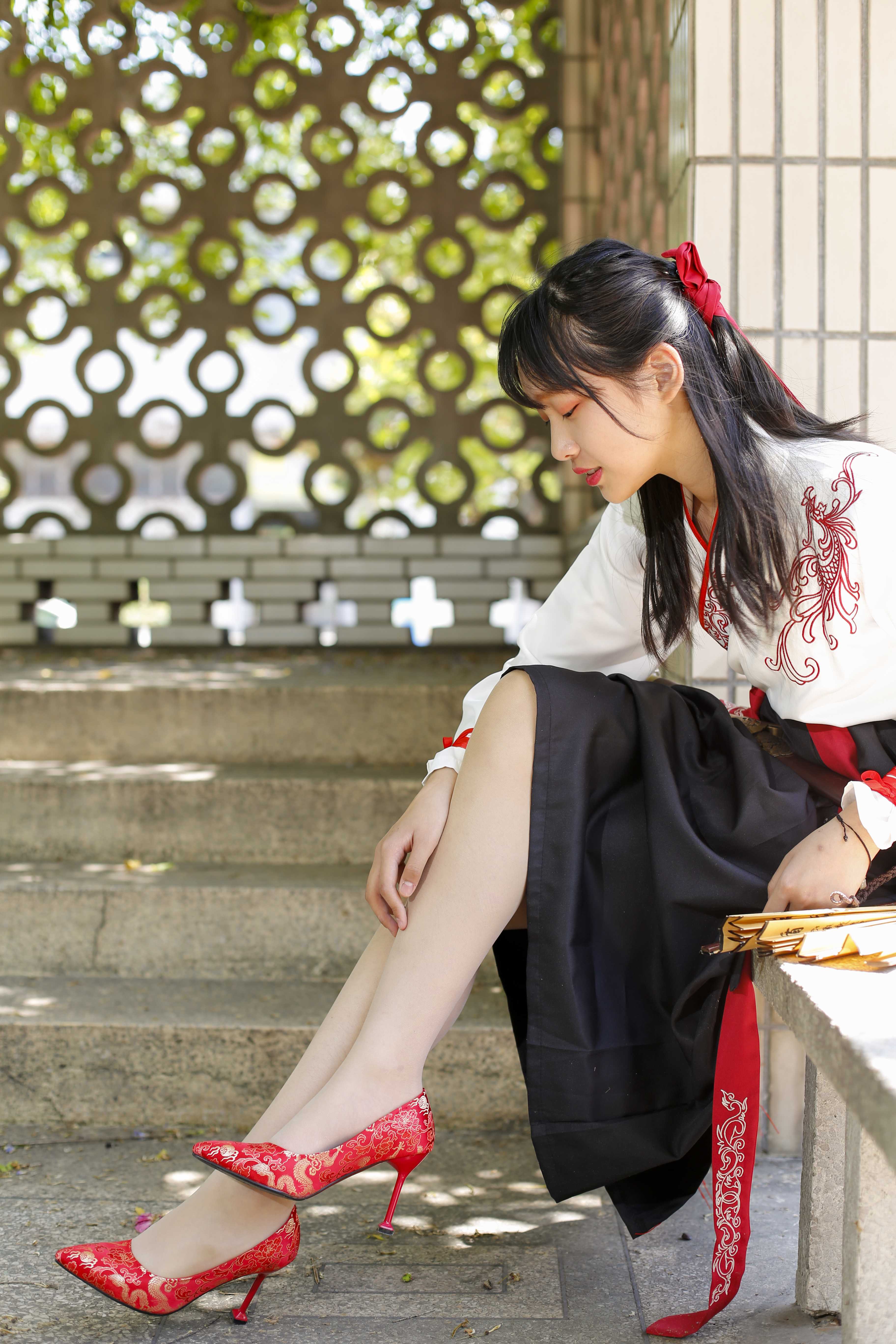 China Beauty Legs and feet 374