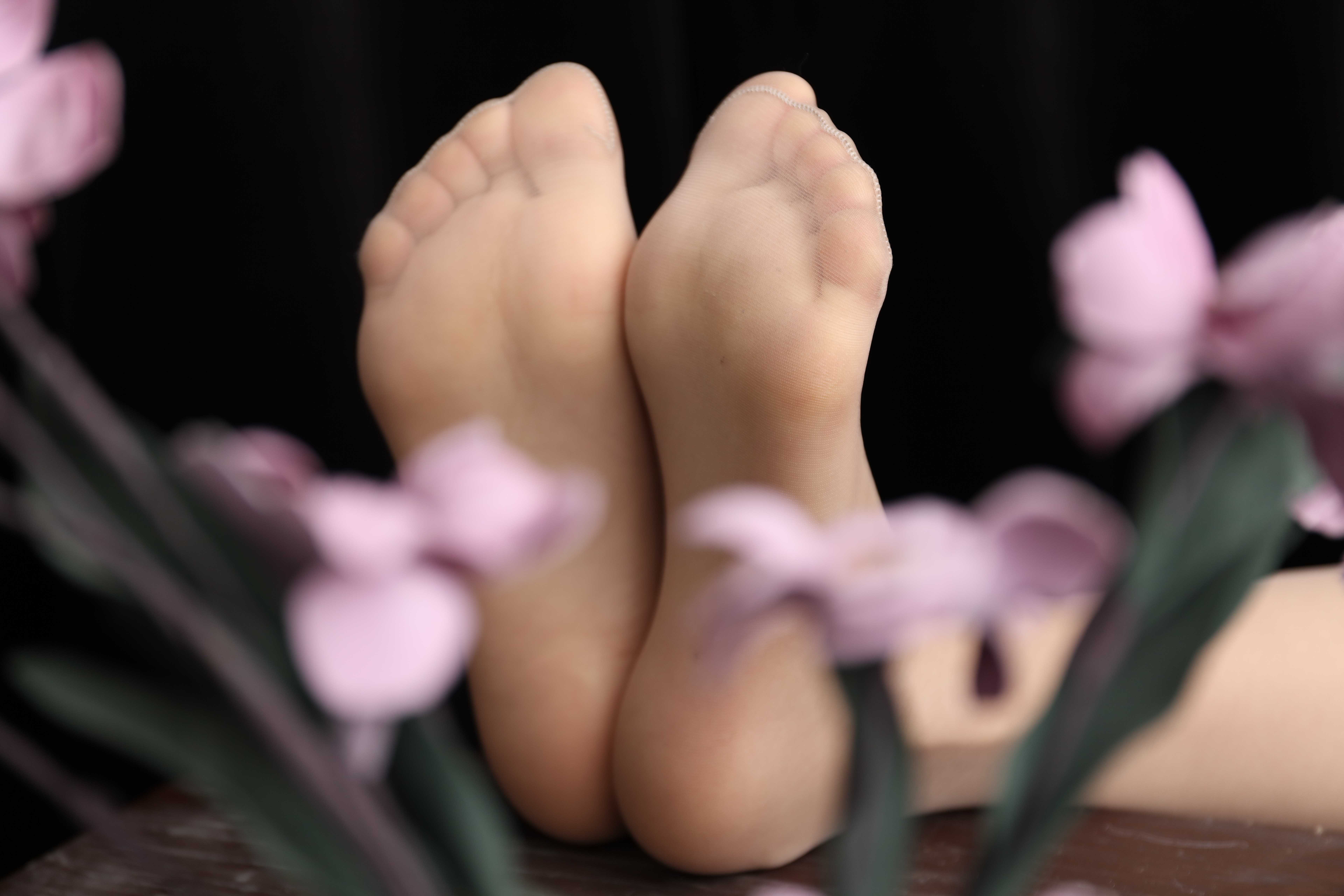 China Beauty Legs and feet 375