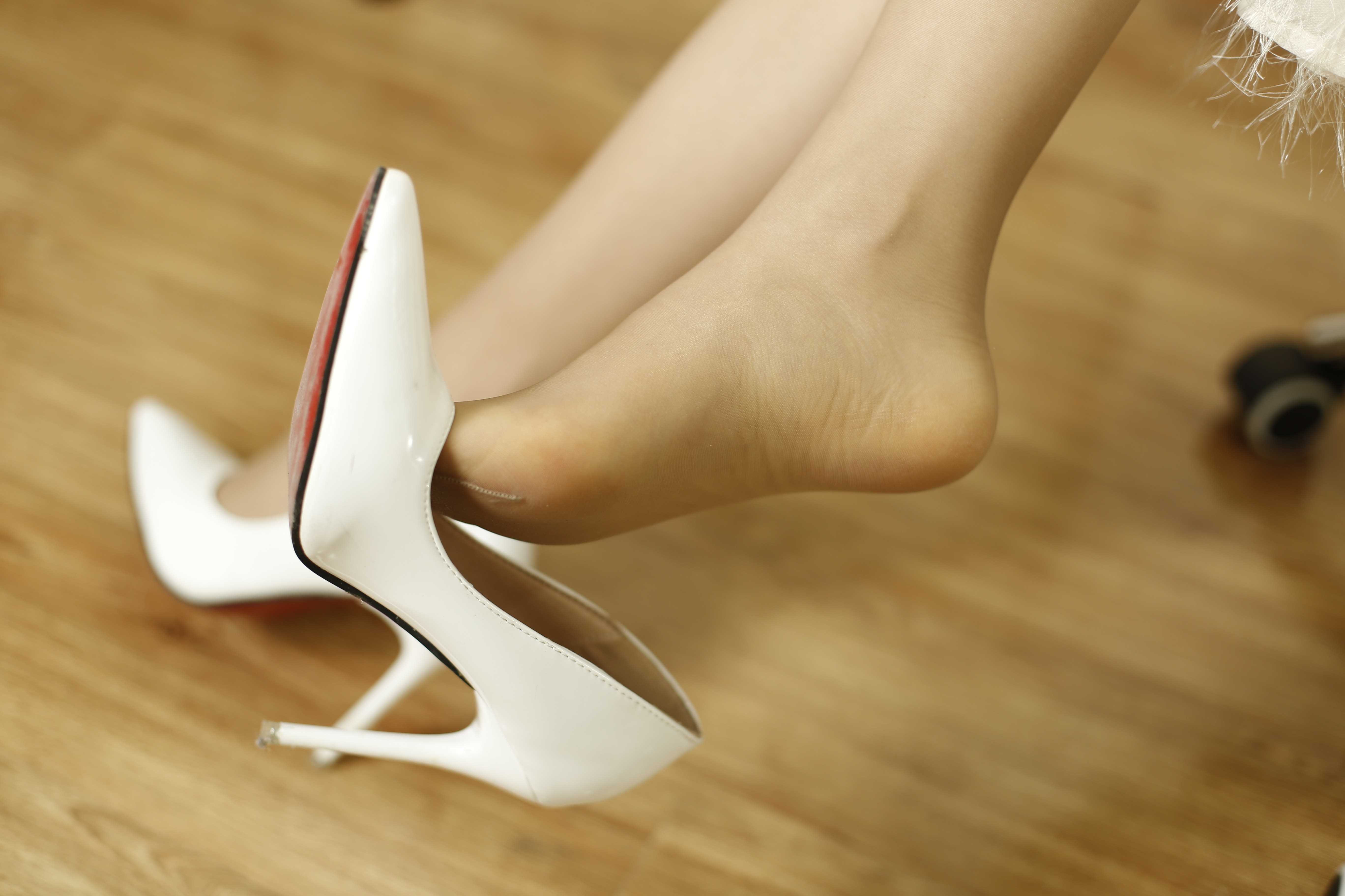 China Beauty Legs and feet 390