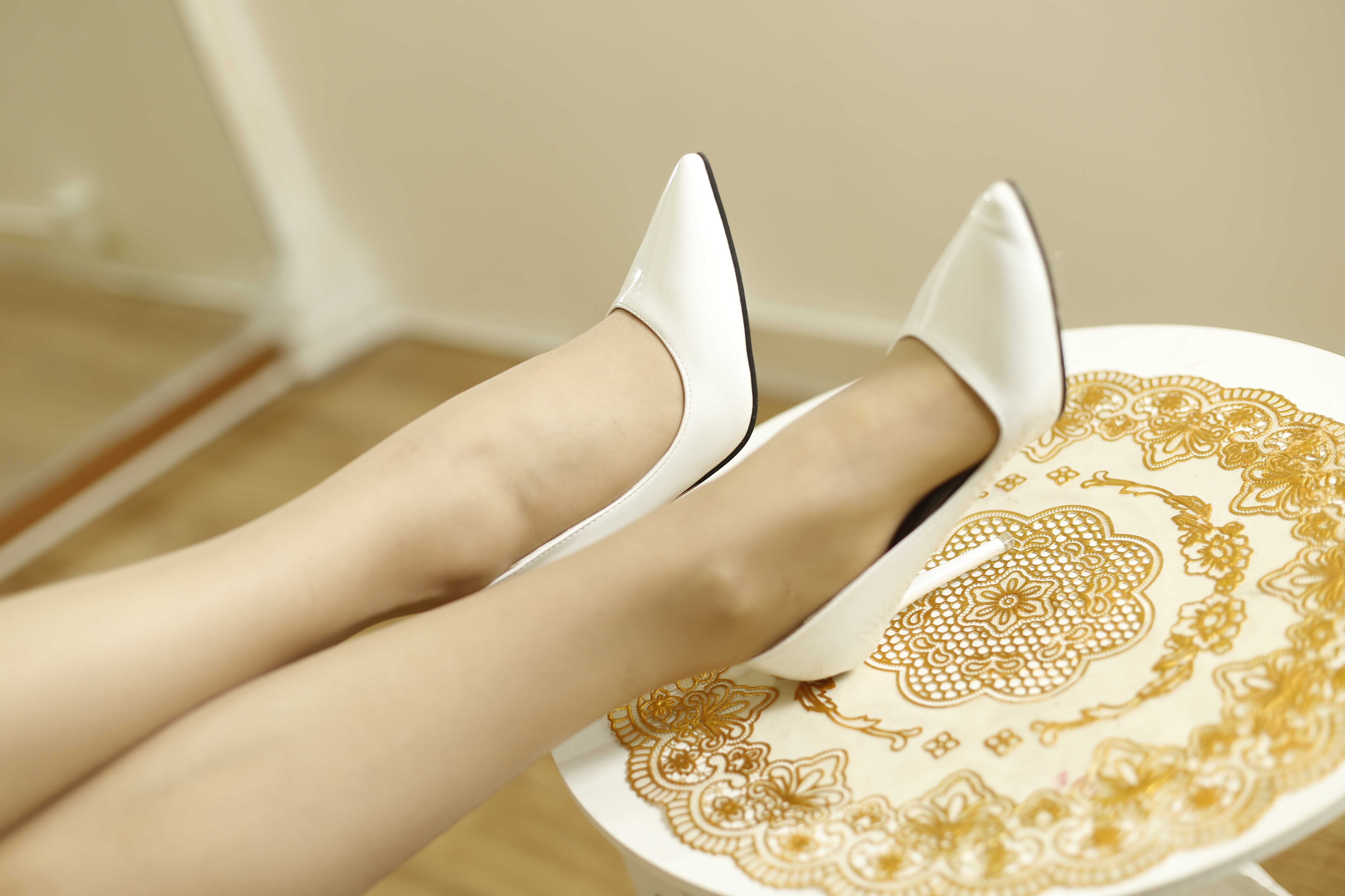 China Beauty Legs and feet 390