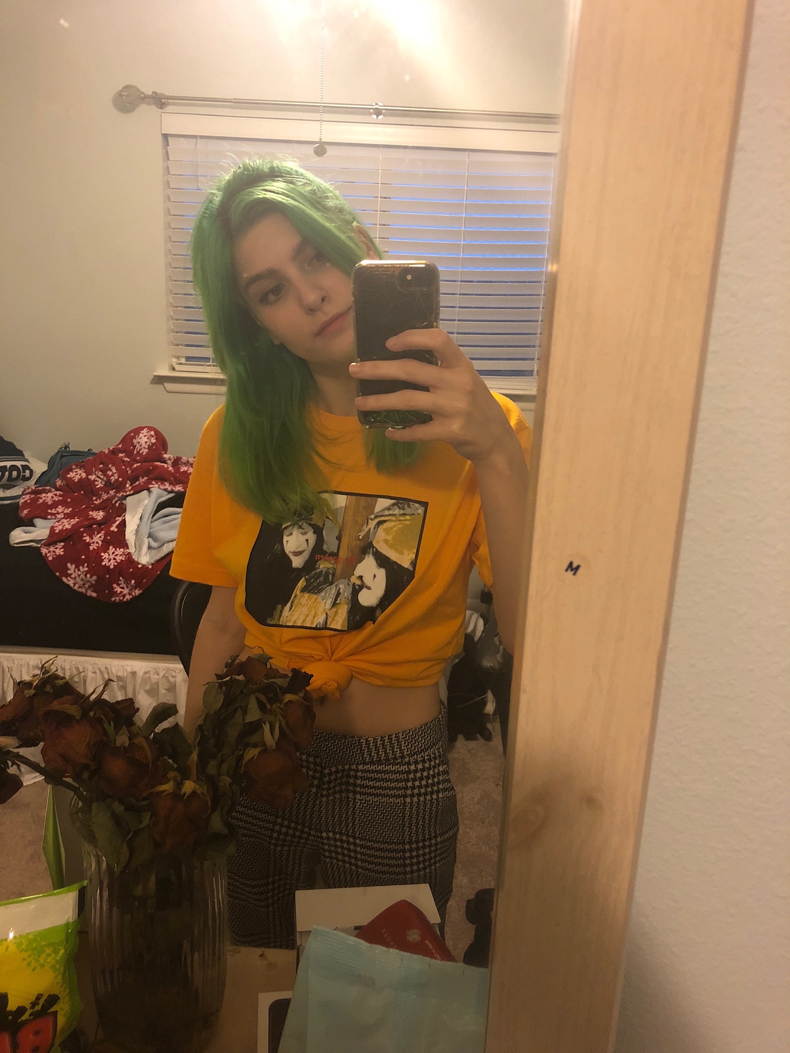 Sexy webslut Aurora loves dick