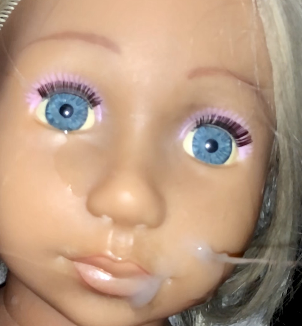 Cute smelly second hand store hairdresser doll