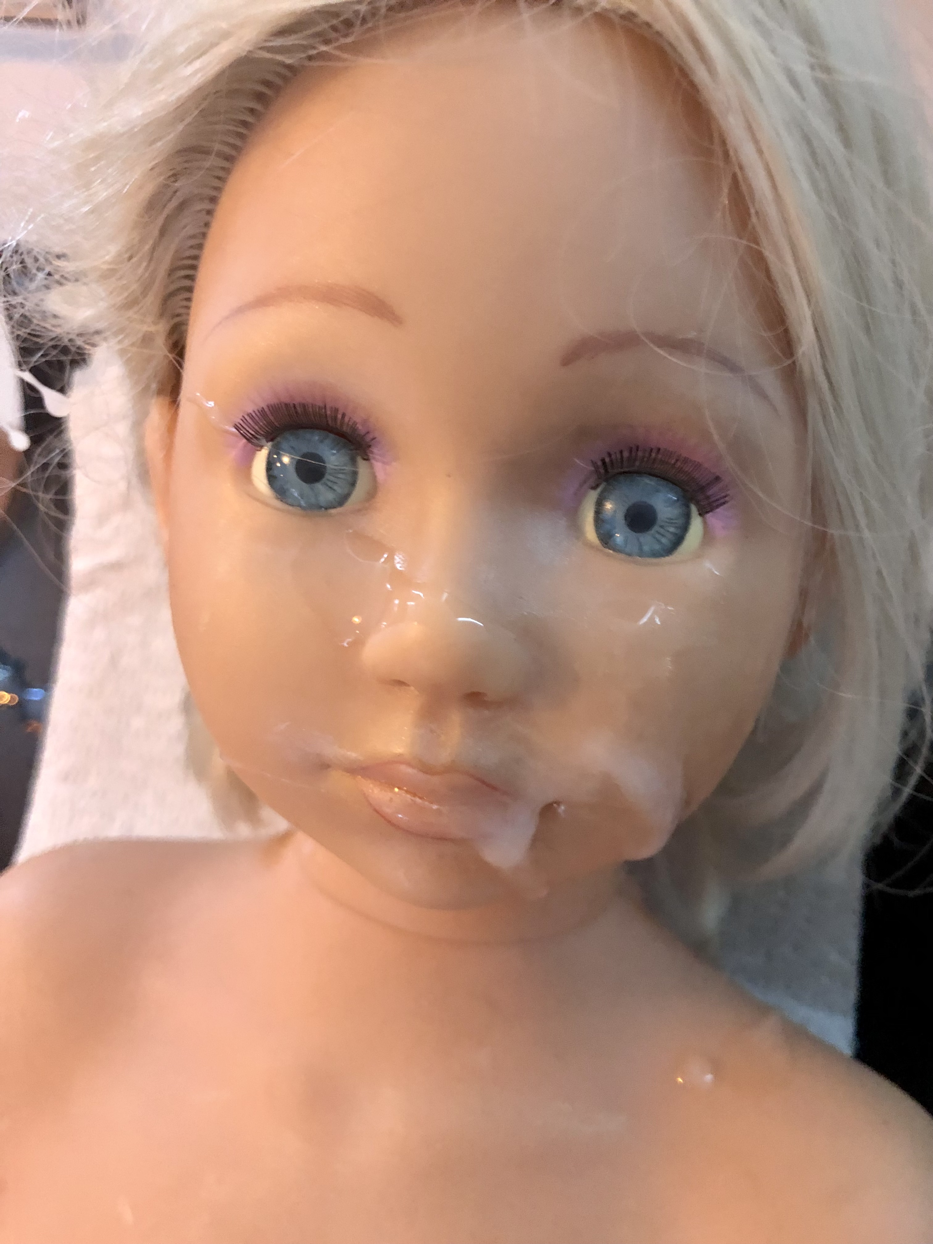 Cute smelly second hand store hairdresser doll