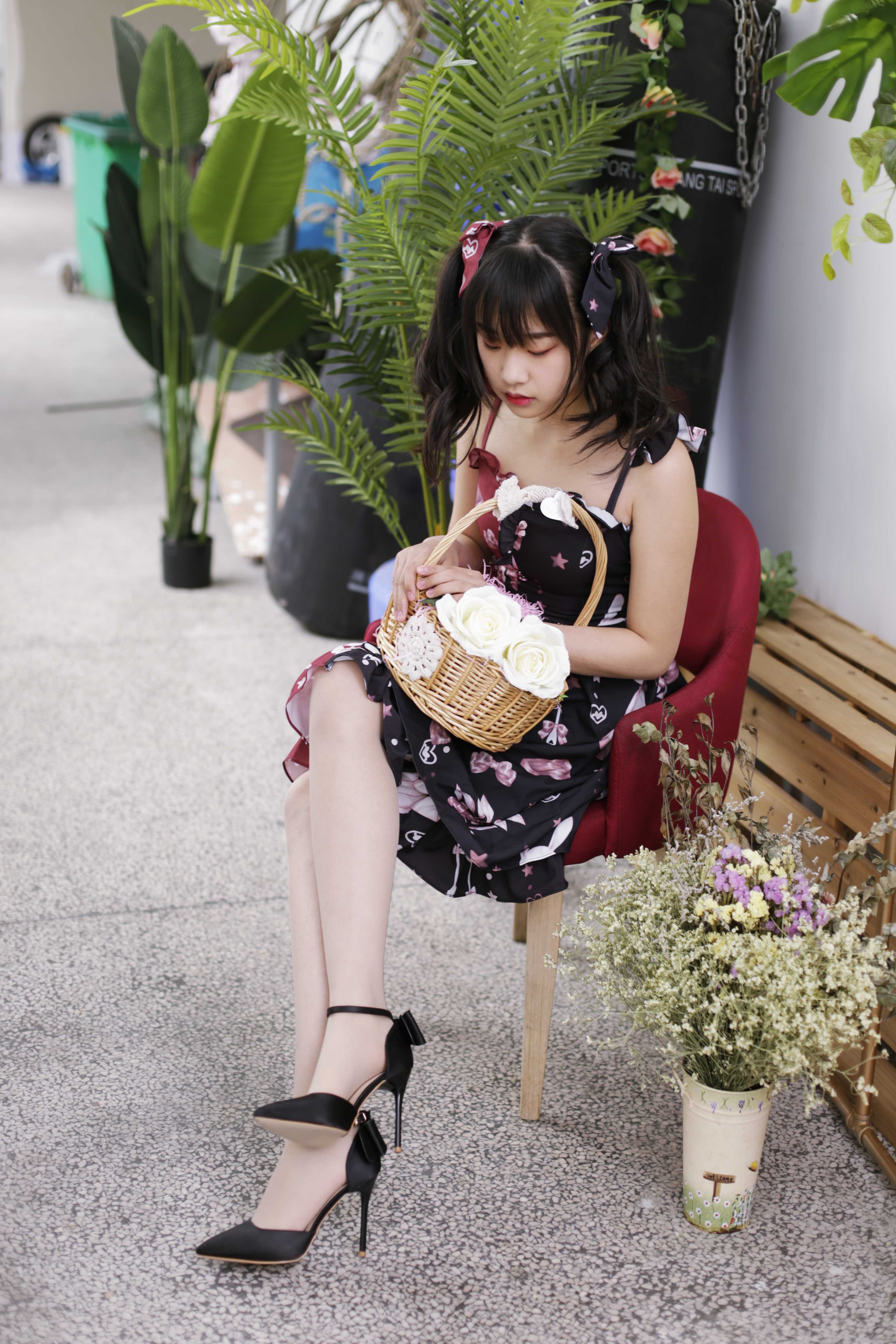 China Beauty Legs and feet 394