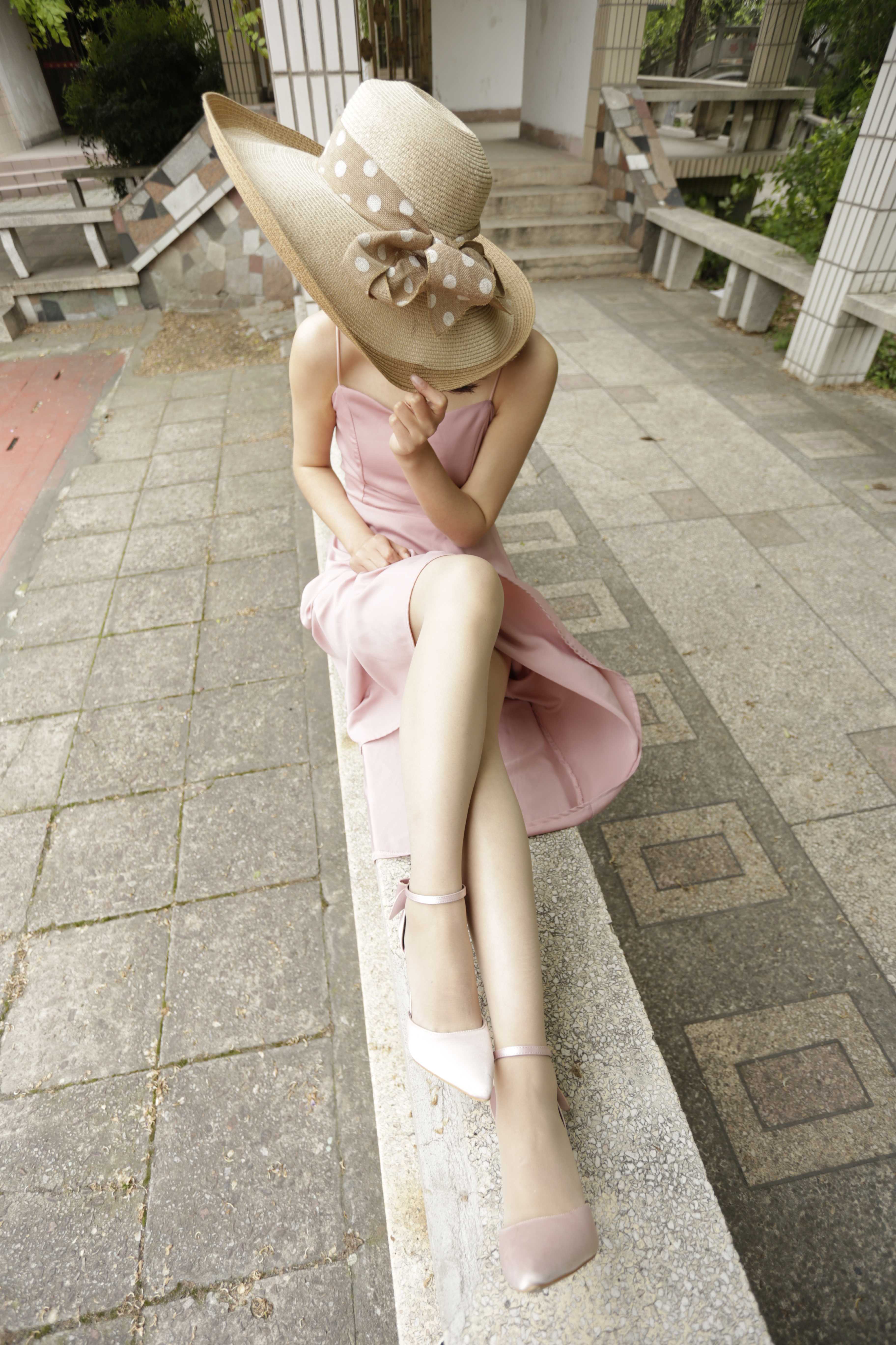 China Beauty Legs and feet 395