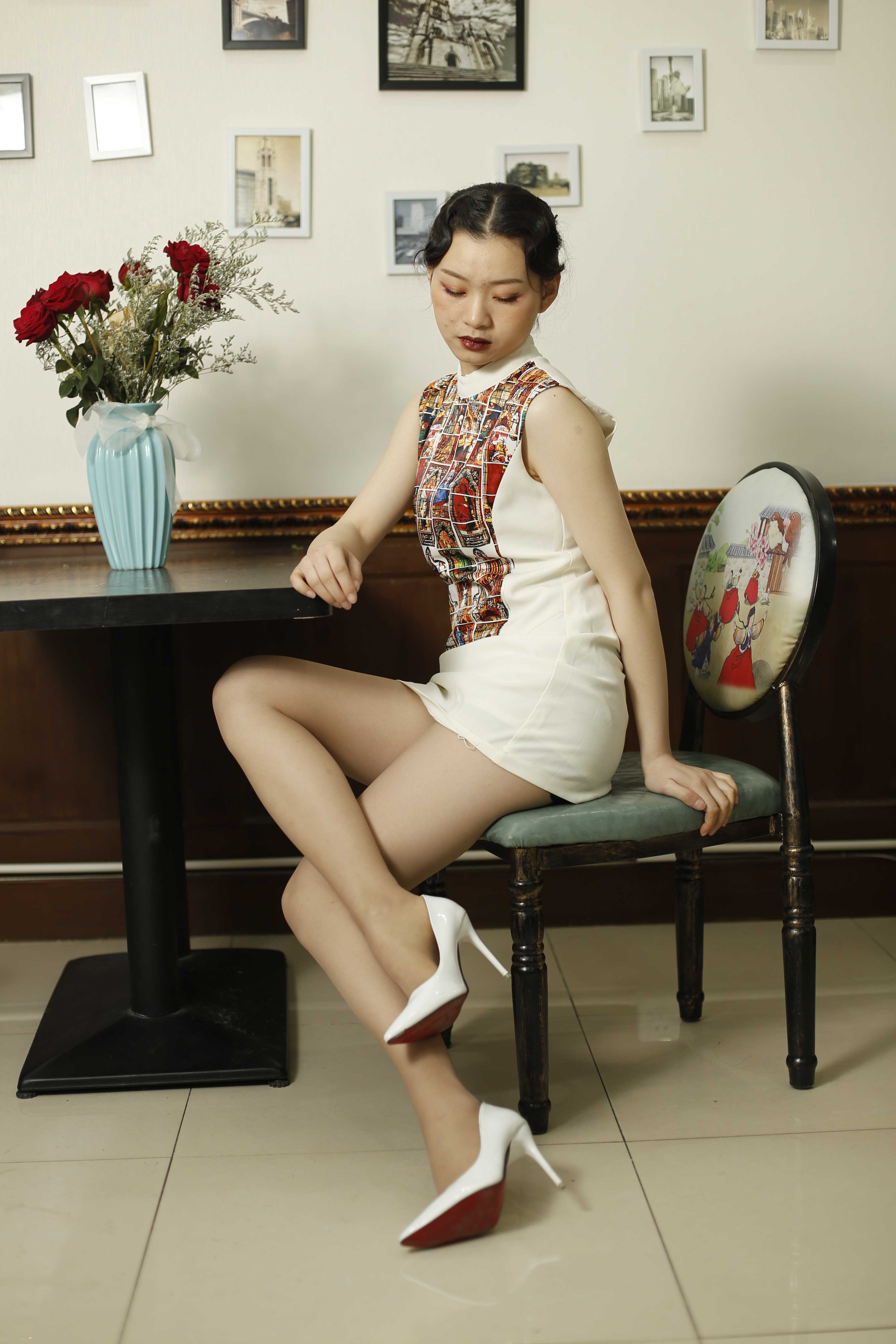 China Beauty Legs and feet 401