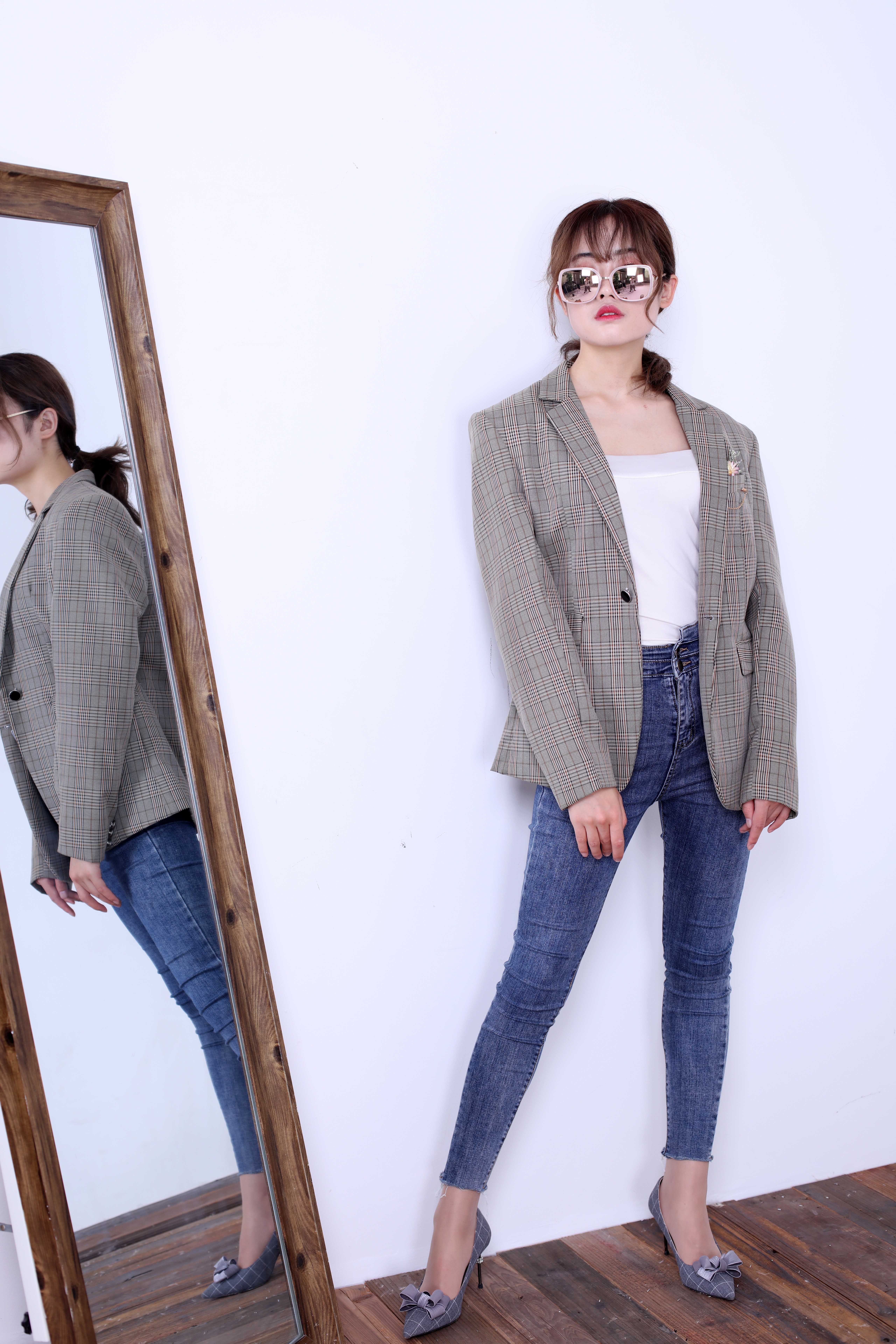 China Beauty Legs and feet 403