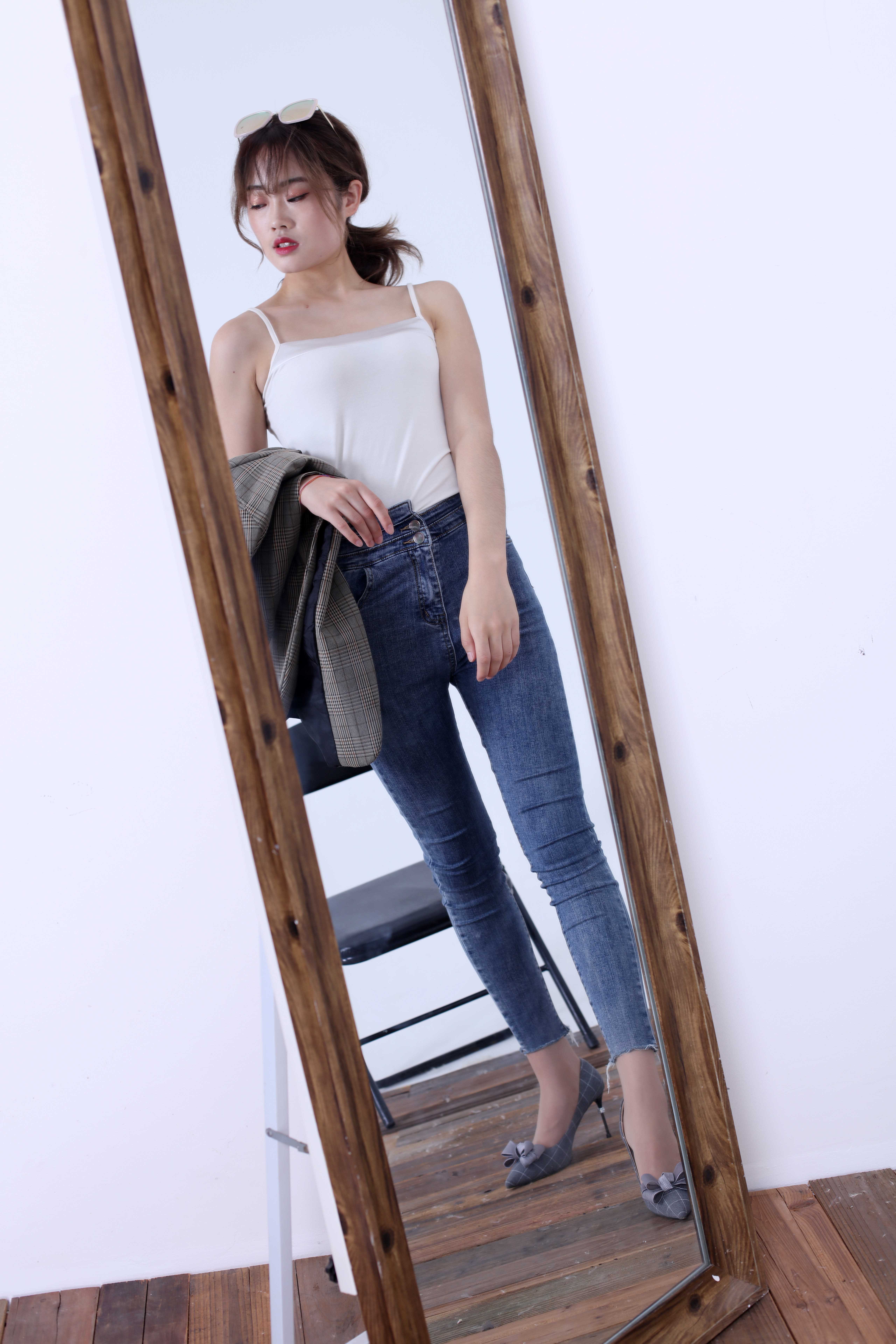 China Beauty Legs and feet 403