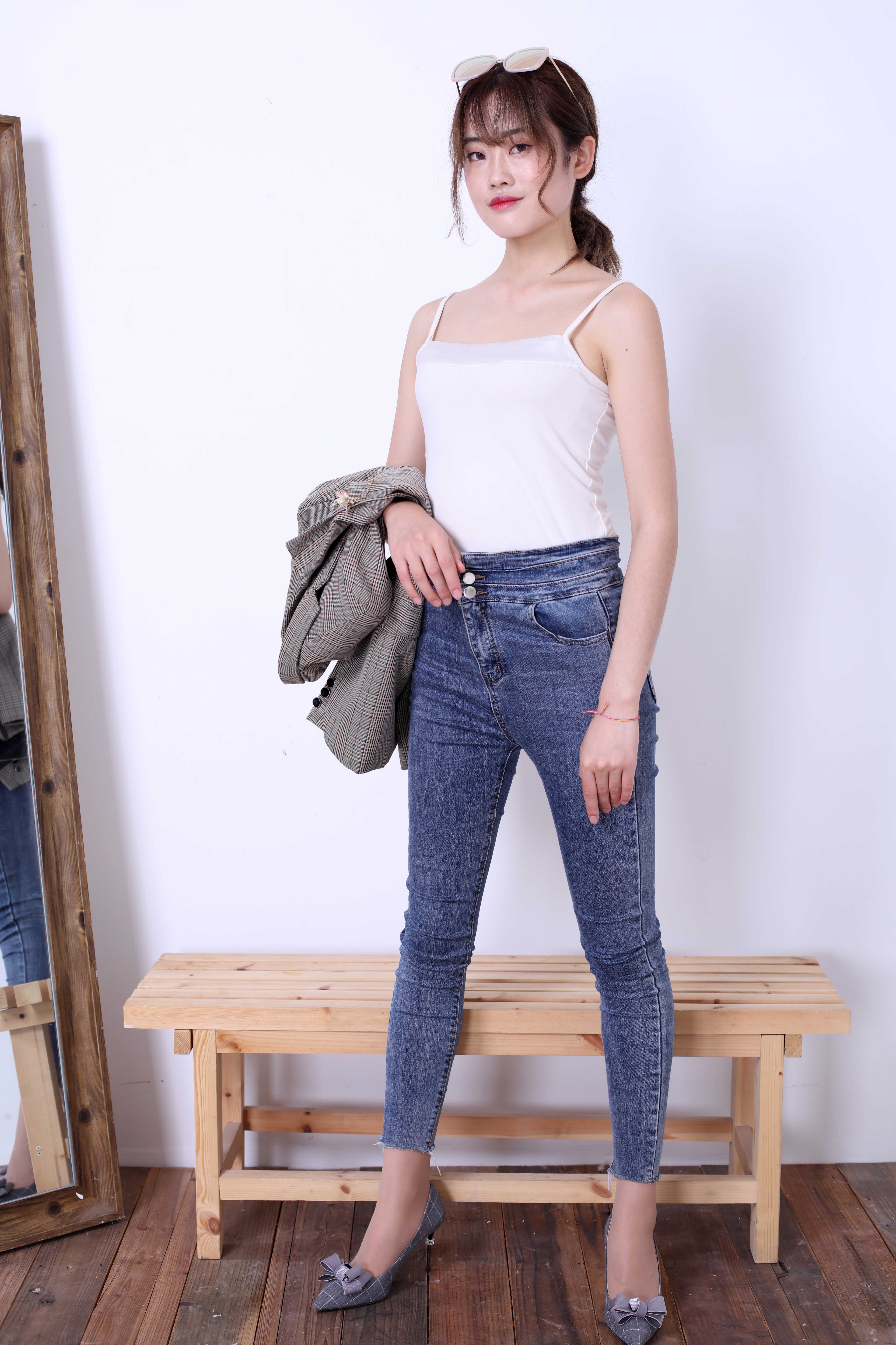 China Beauty Legs and feet 403