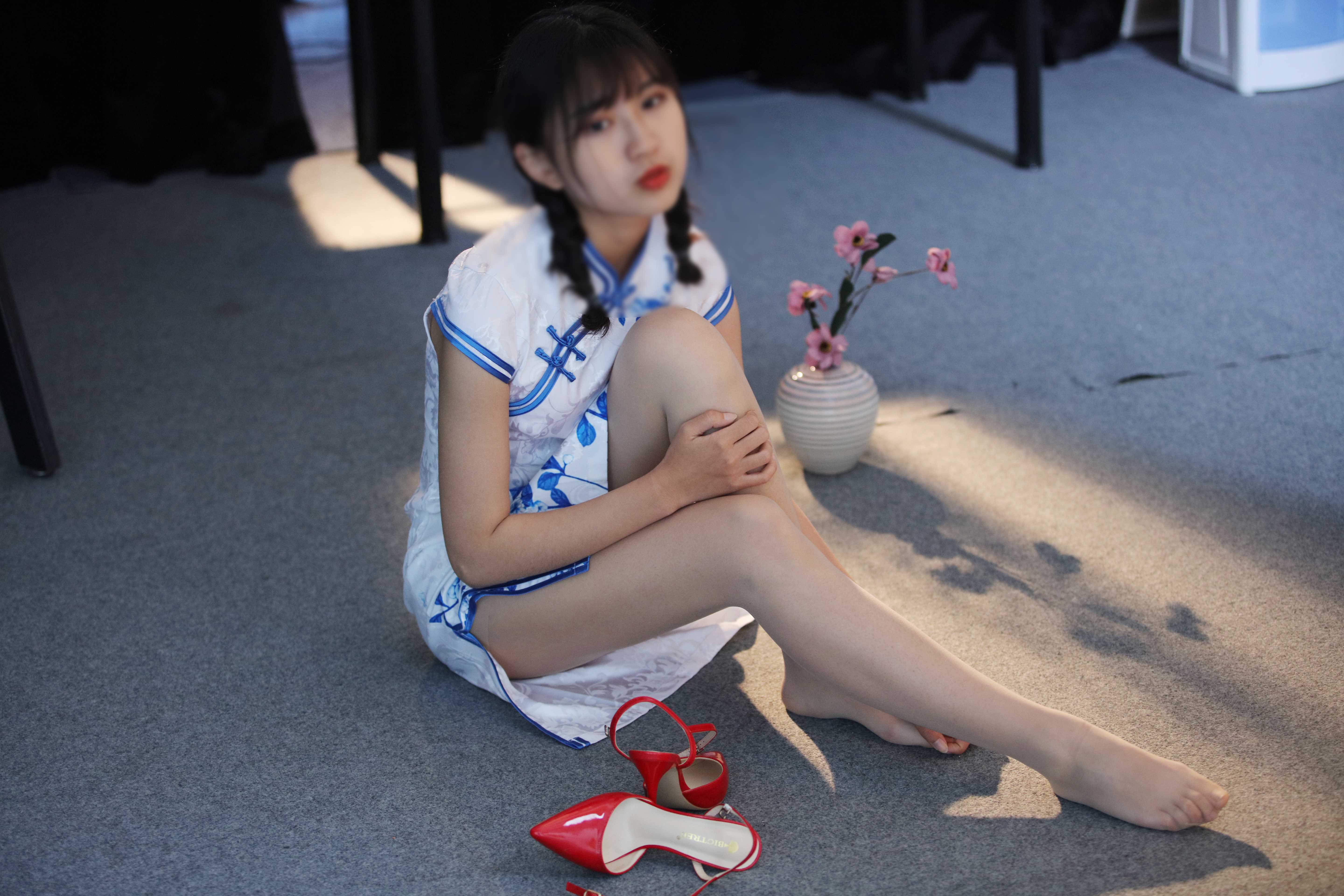 China Beauty Legs and feet 404
