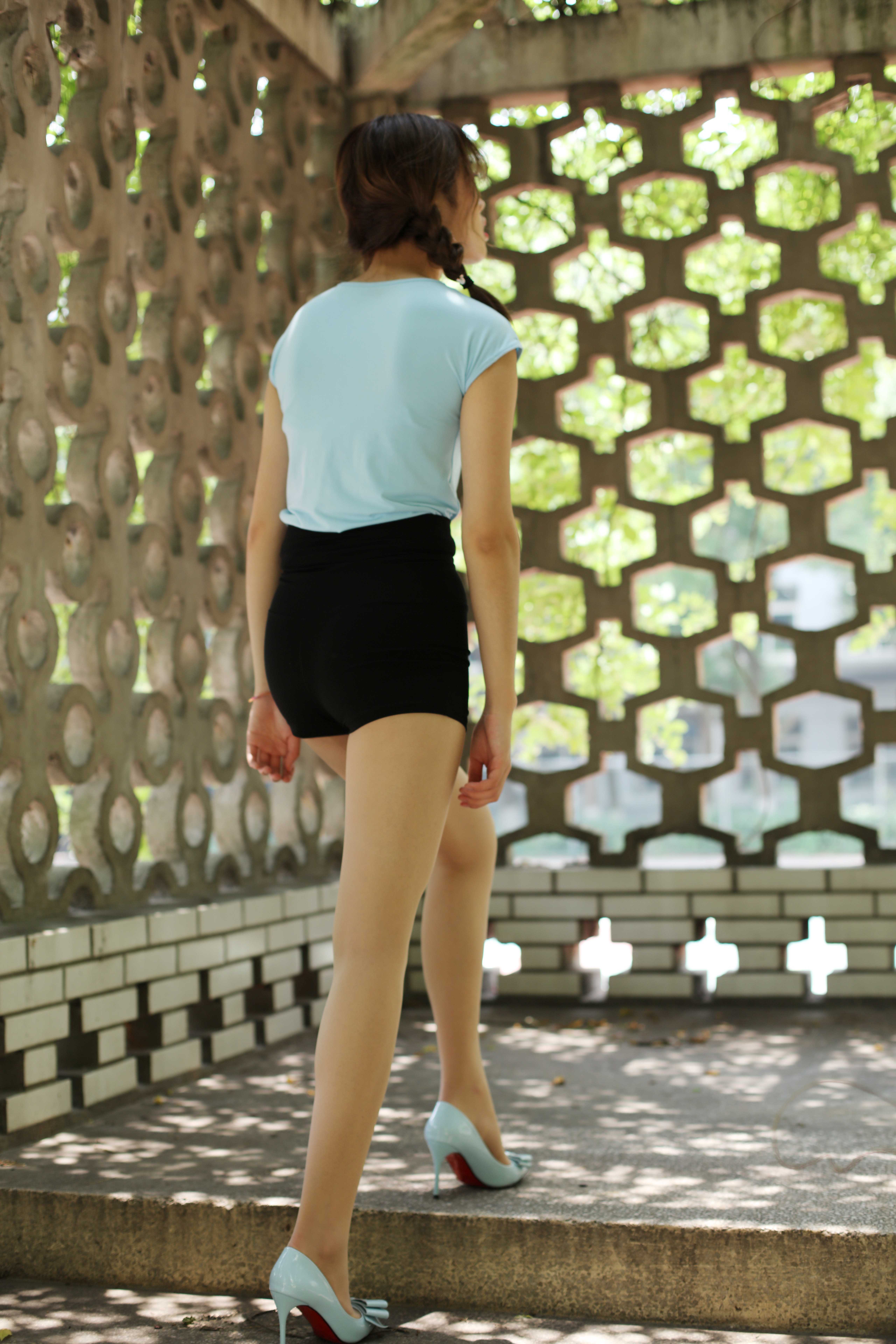 China Beauty Legs and feet 410