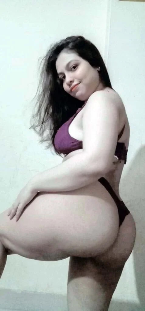 Bangladeshi Muslim Bhabhi