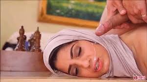 Hot Hijab wearing Muslim women