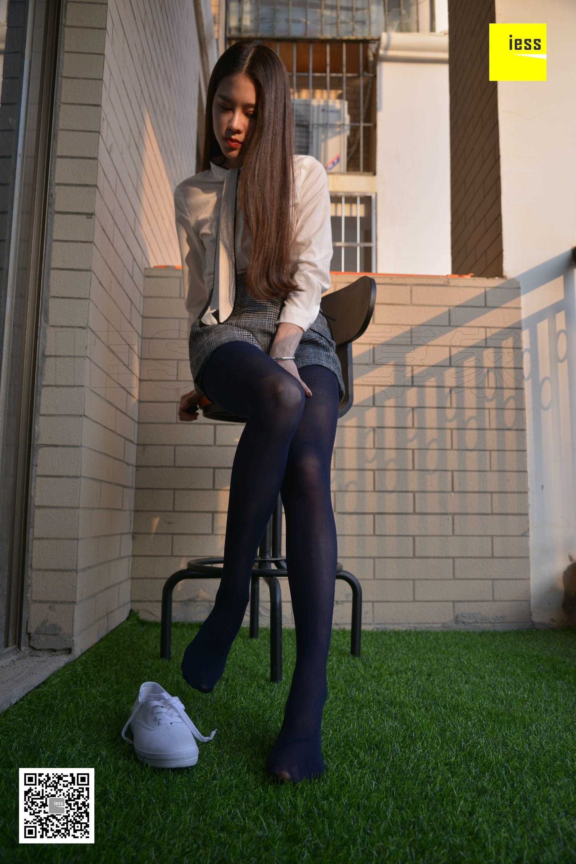 China Beauty Legs and feet 444