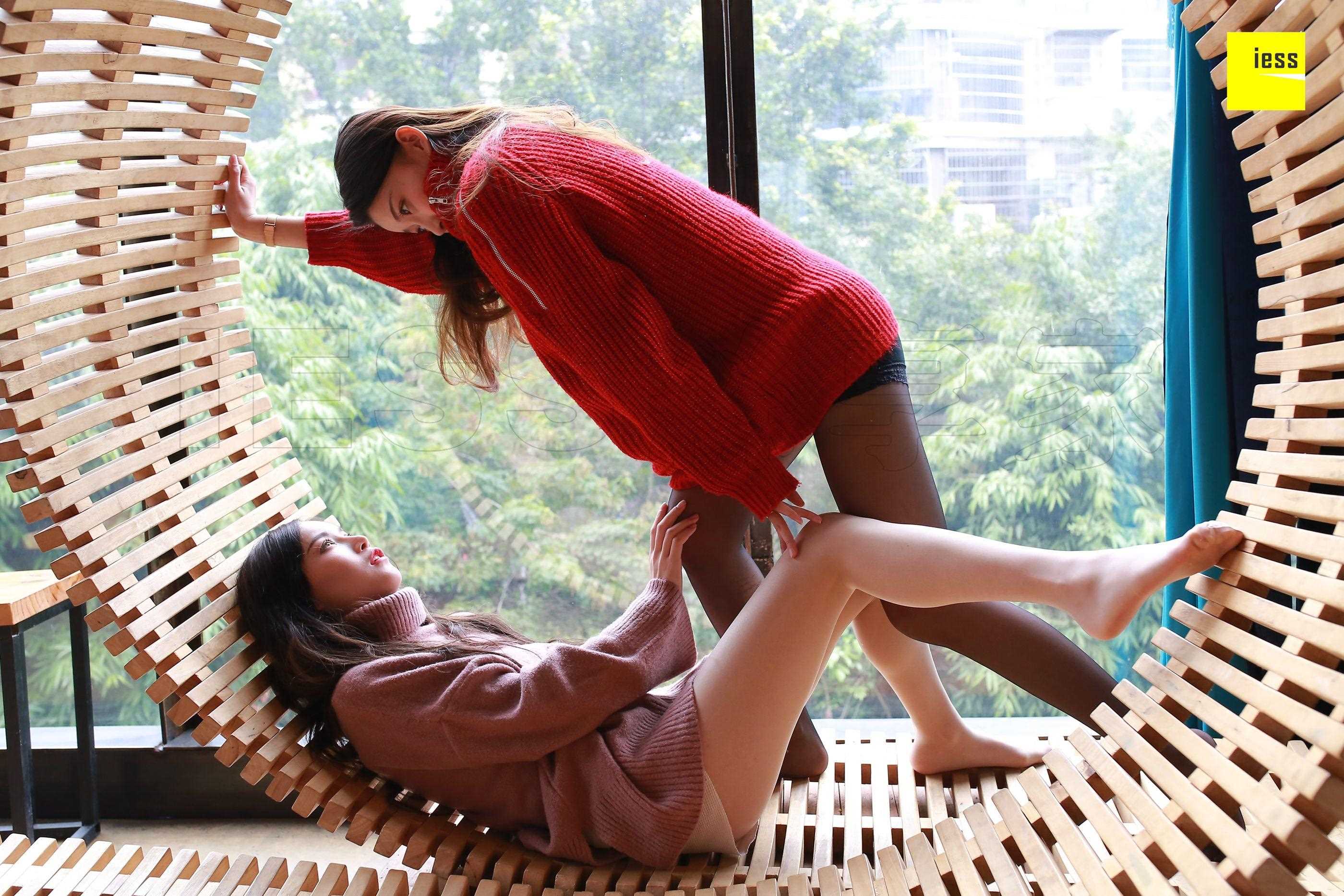 China Beauty Legs and feet 446-2