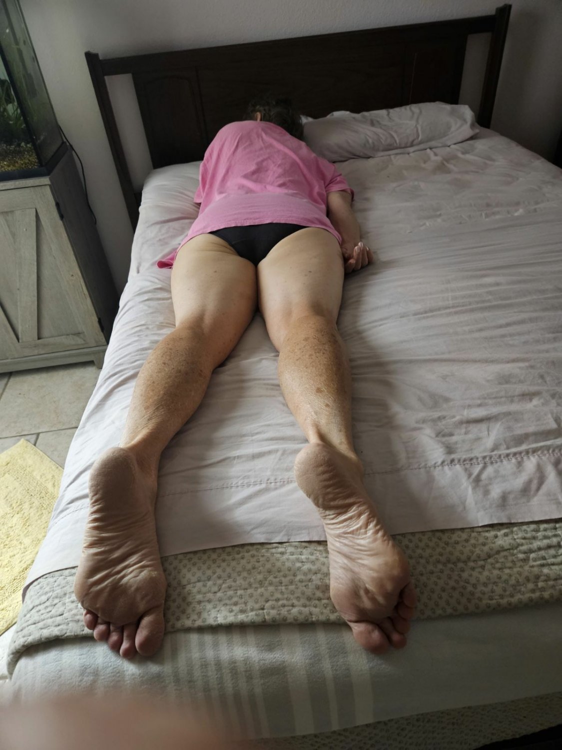 HER RED BUSH IS FOR YOU