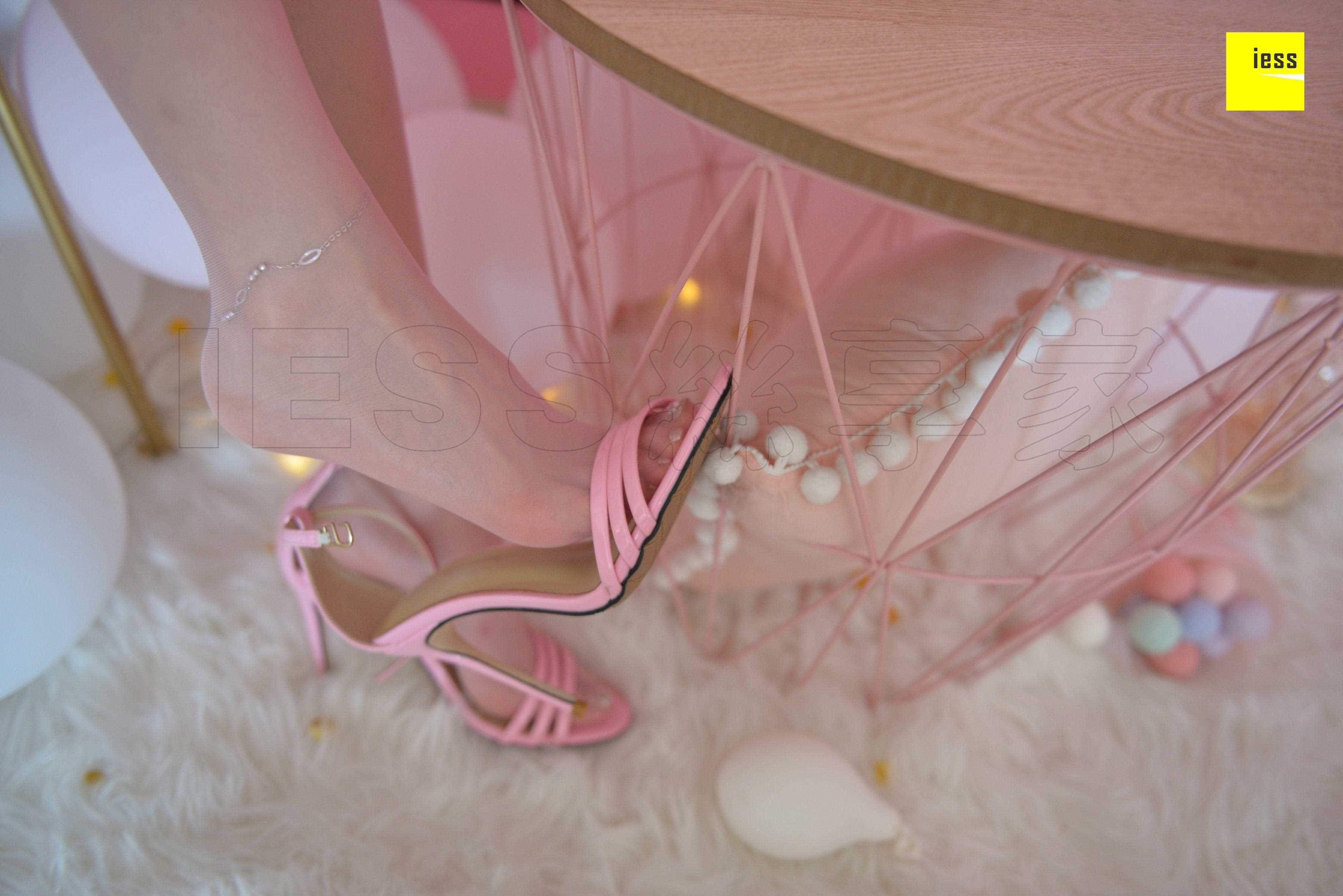 China Beauty Legs and feet 453-2