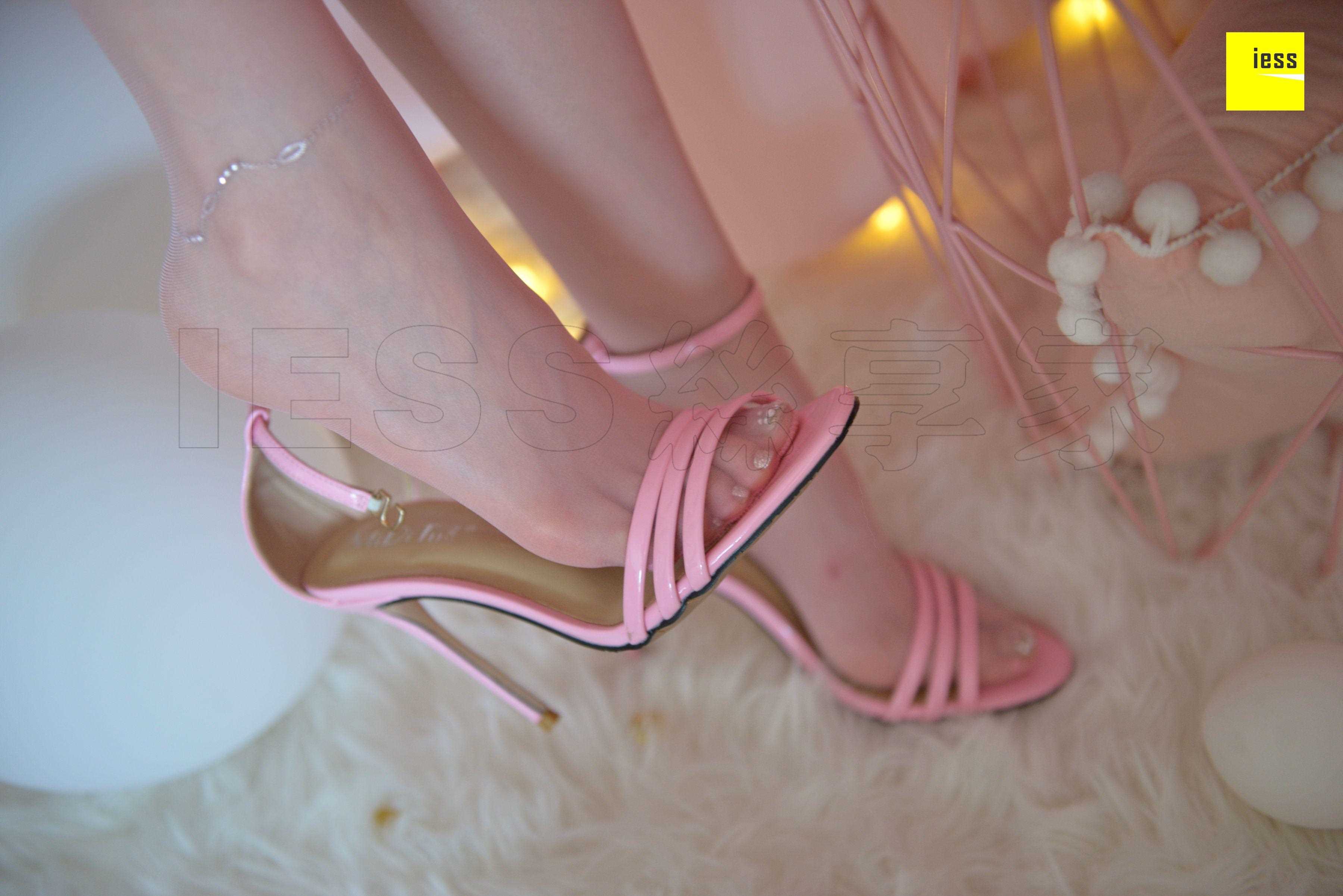 China Beauty Legs and feet 453-2