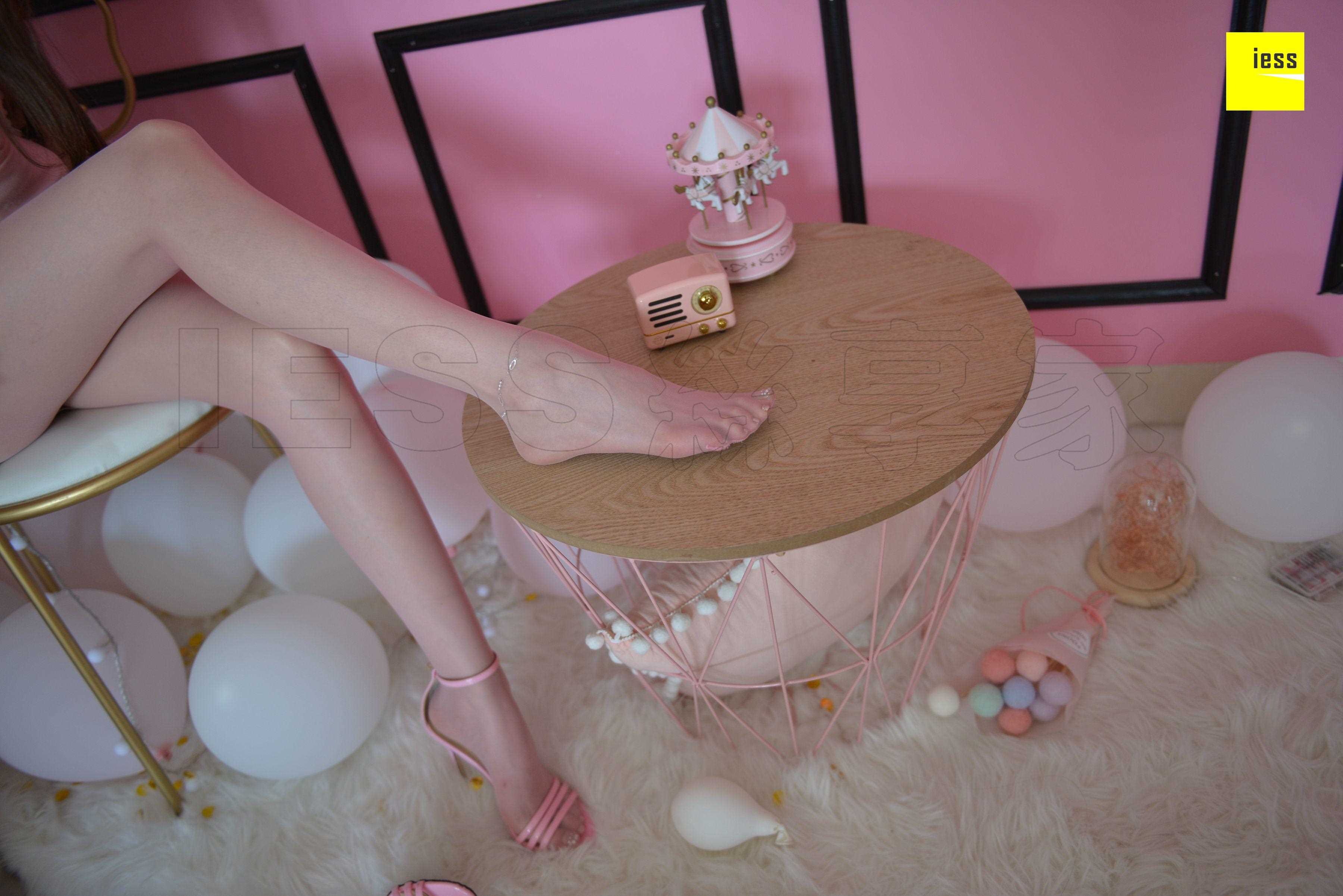 China Beauty Legs and feet 453-2